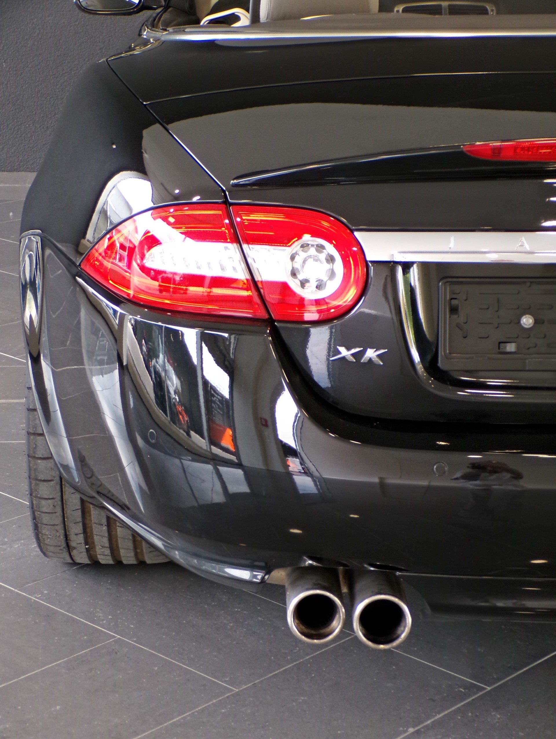 JAGUAR XKR 5.0 V8 SC Automatic-image-9