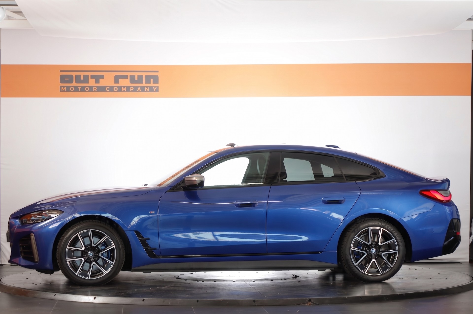 BMW i4 M50-image-4