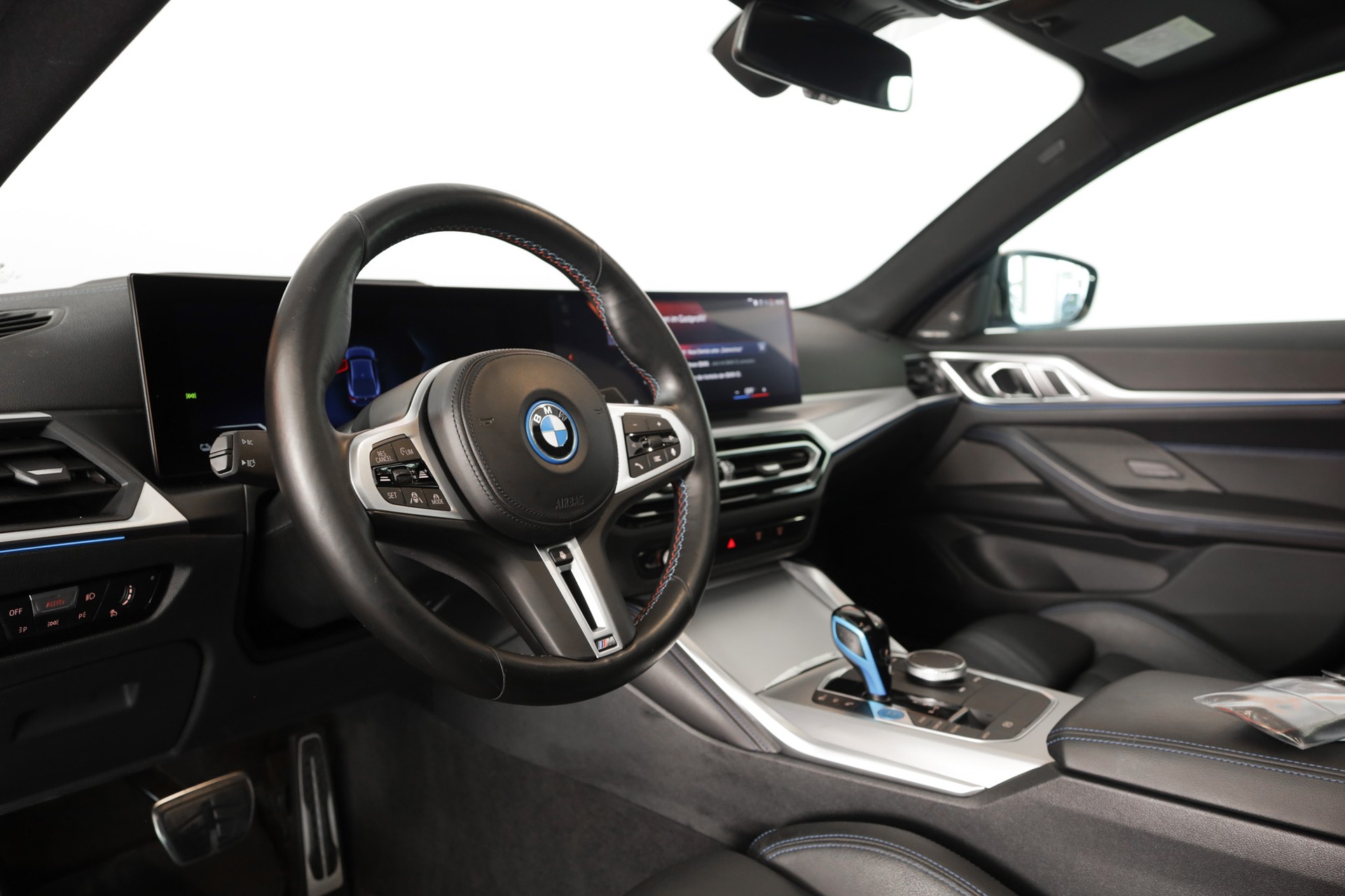 BMW i4 M50-image-13