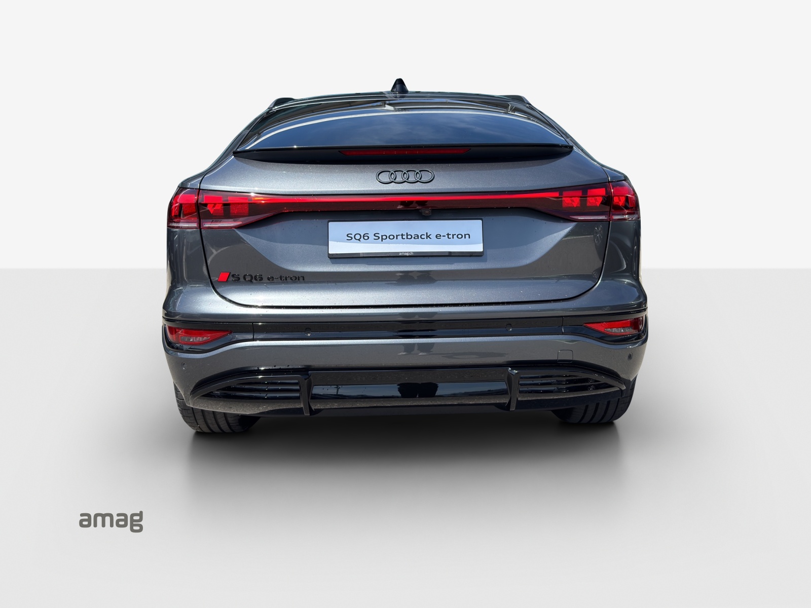 AUDI Q6 Sportback e-tron quattro-image-4