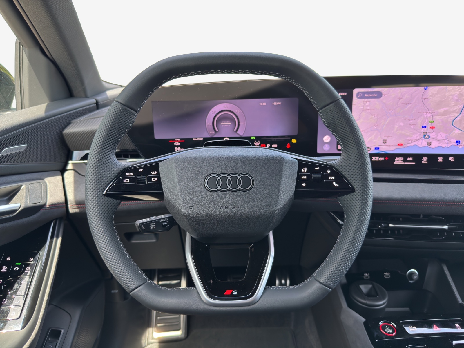AUDI Q6 Sportback e-tron quattro-image-13