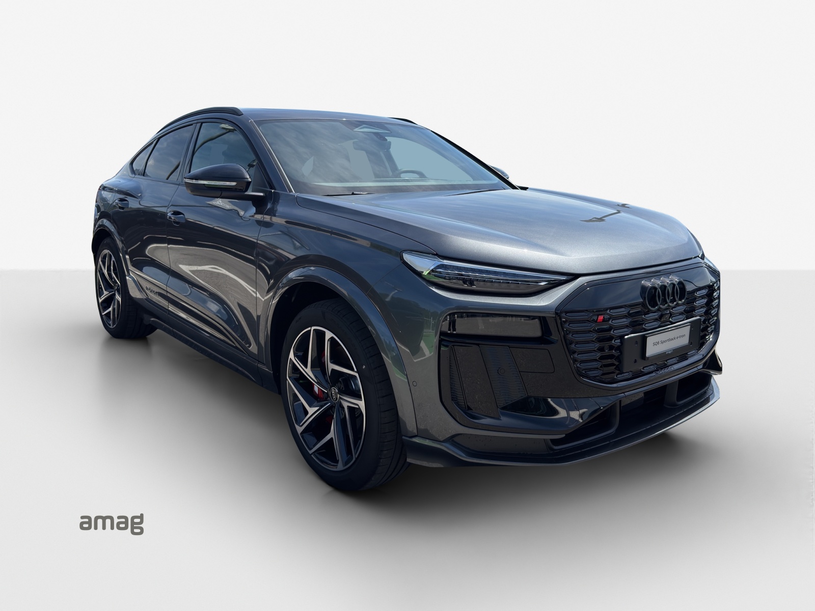 AUDI Q6 Sportback e-tron quattro-image-8
