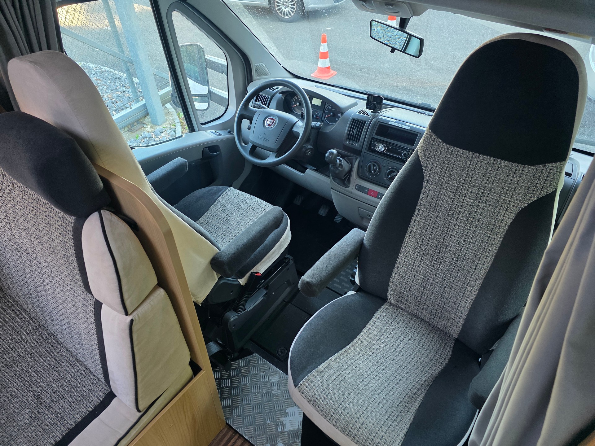 FIAT 2. 3 JTD Capron-image-10