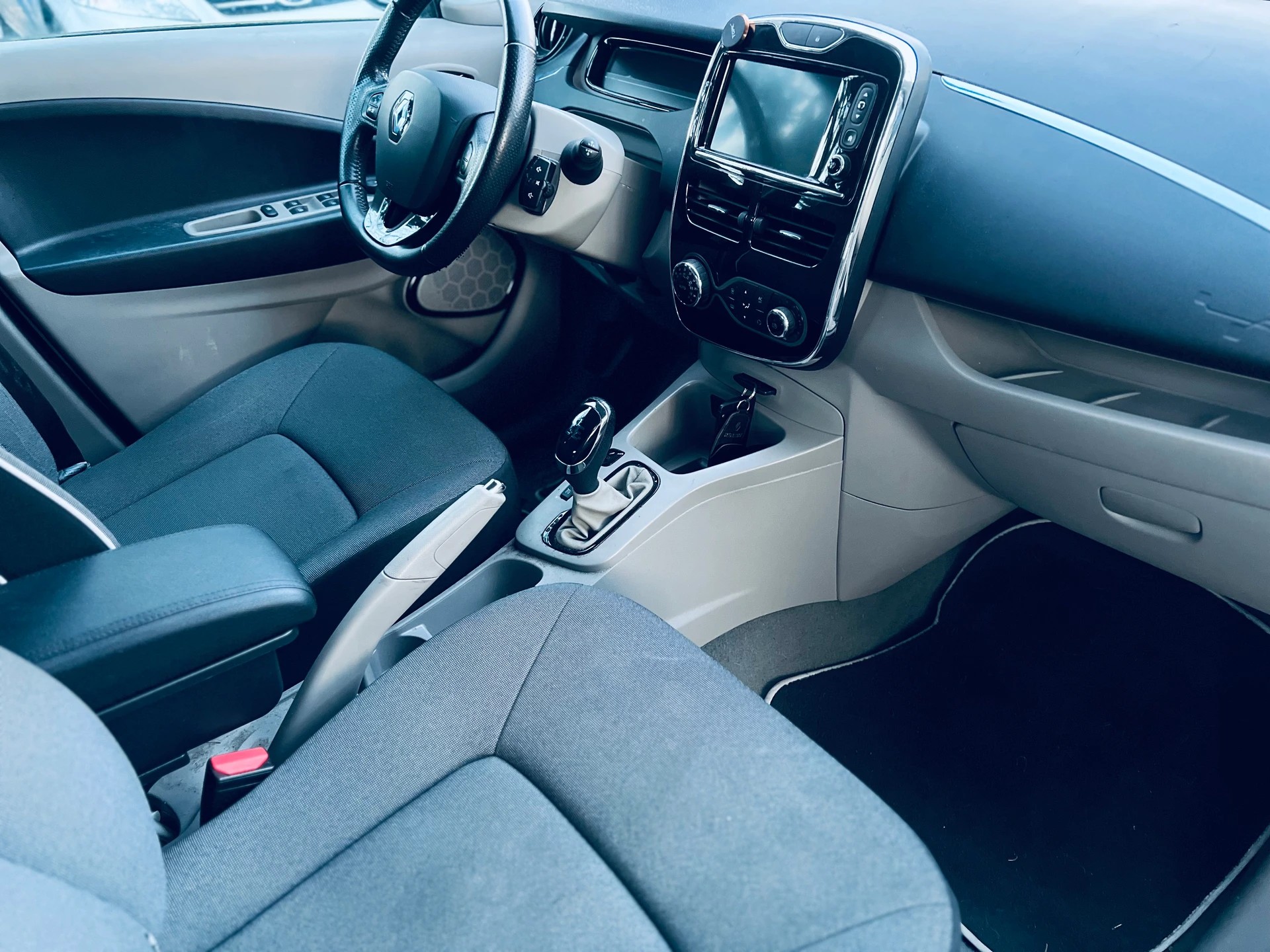 RENAULT Zoe Intens Q210 (Sans La Batterie)-image-6