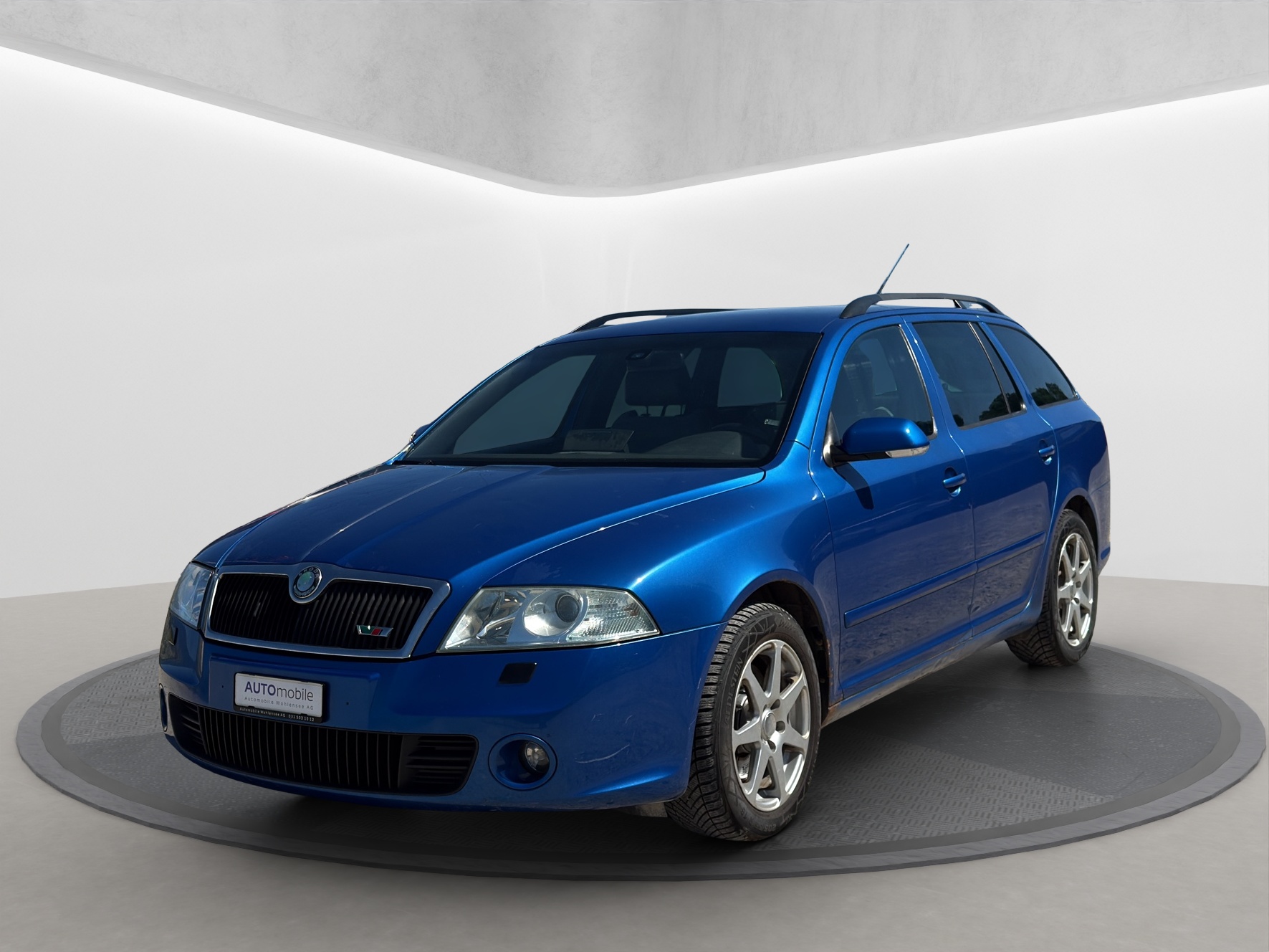 SKODA Octavia 2.0 TFSI RS-showroom-element-1