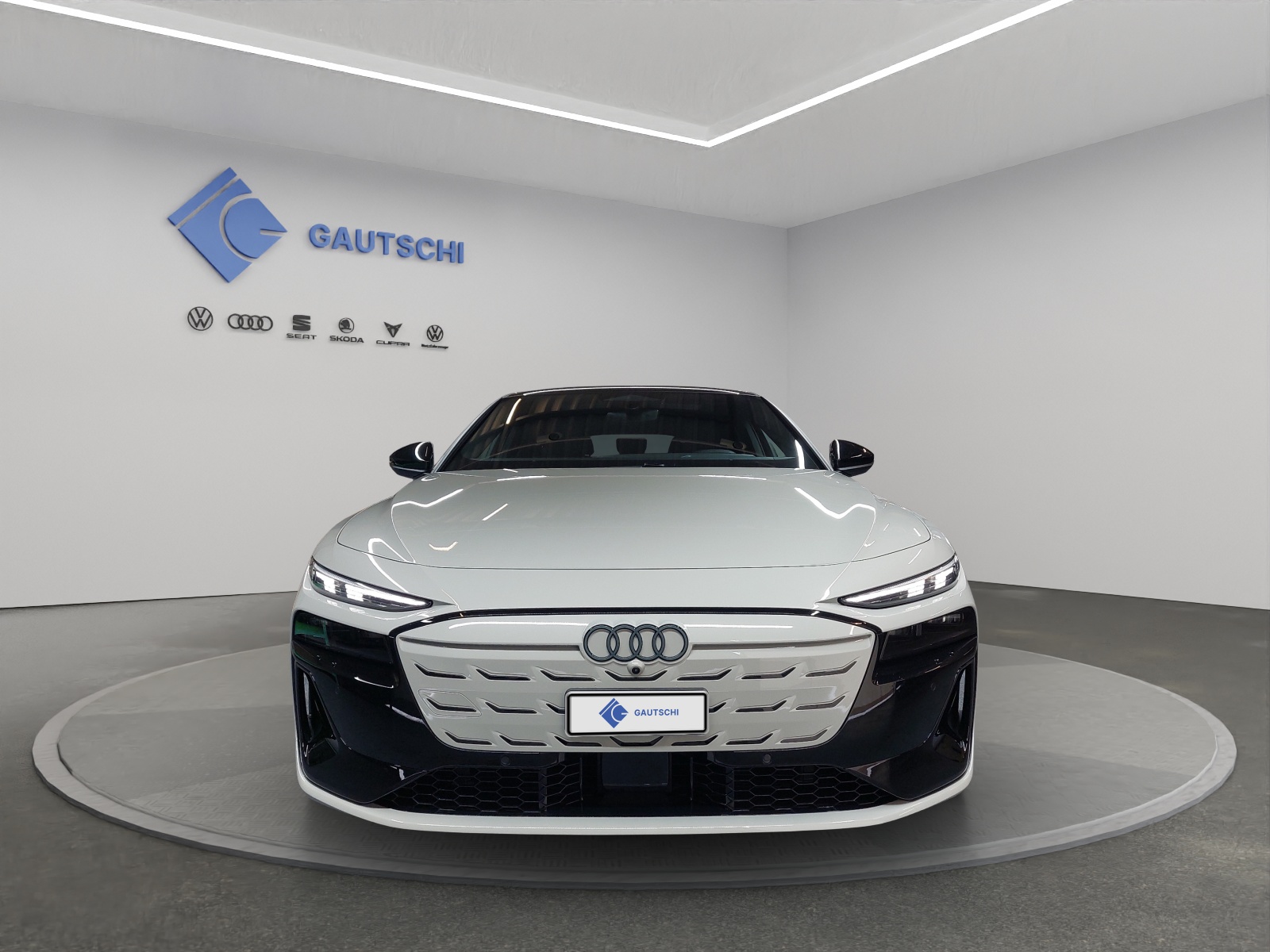 AUDI S6 Avant e-tron quattro-image-4