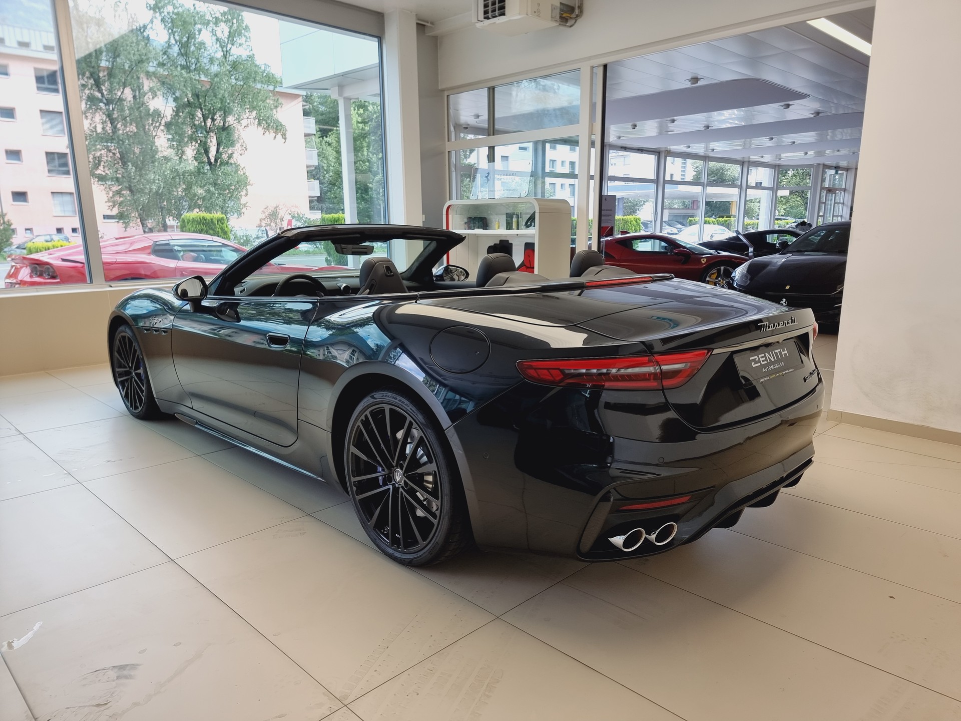 MASERATI GranCabrio Trofeo-image-6