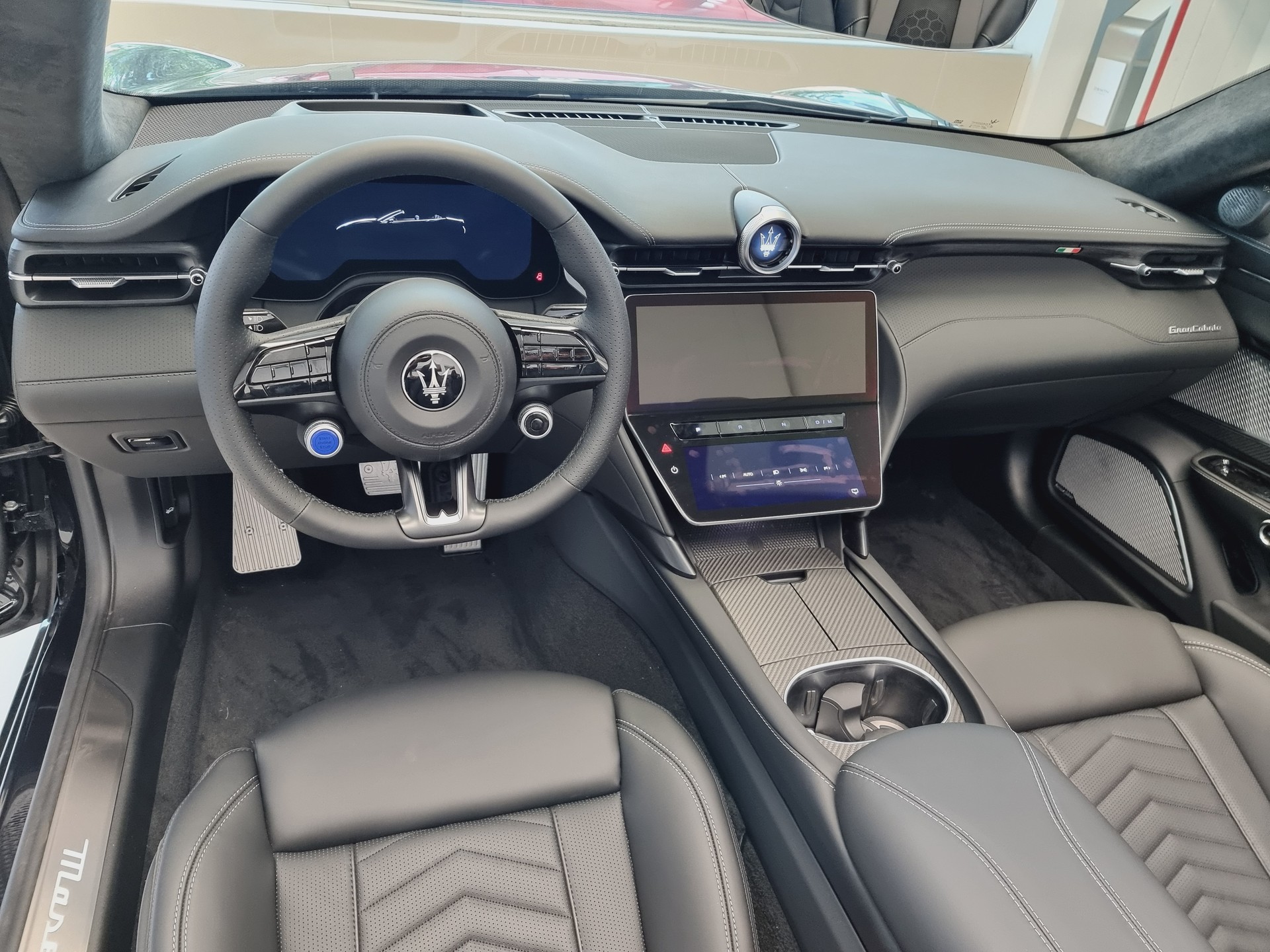 MASERATI GranCabrio Trofeo-image-10