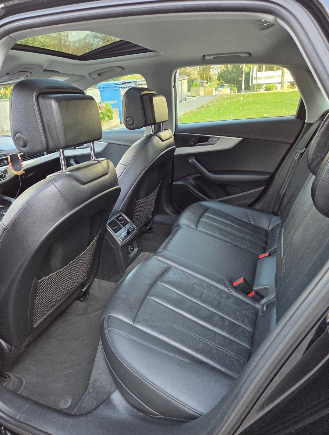AUDI 2.0 TFSI 252 Design quattro S-Tronic-image-4