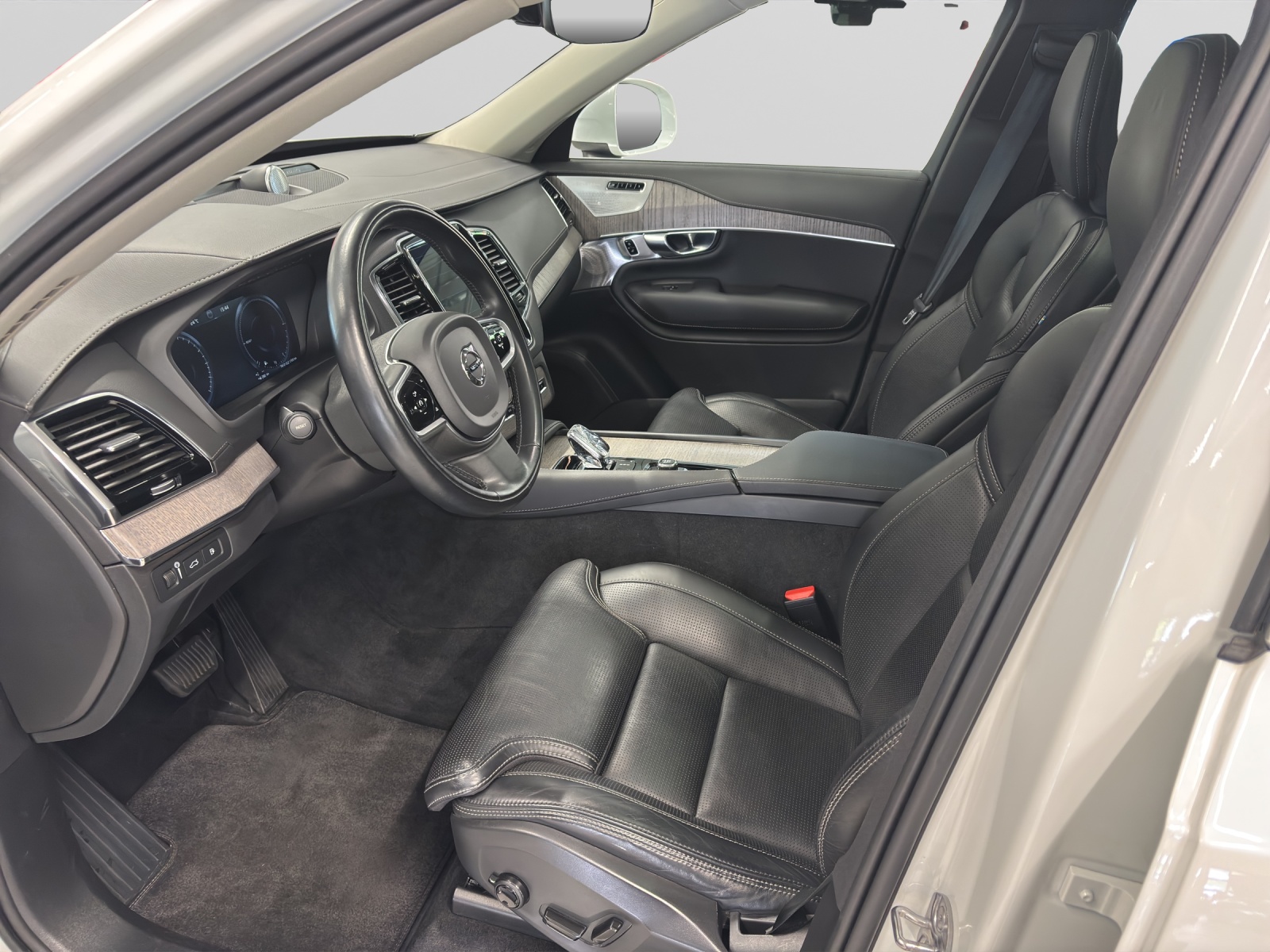 VOLVO XC90 2.0 T8 TE Inscription 7P. eAWD-image-3