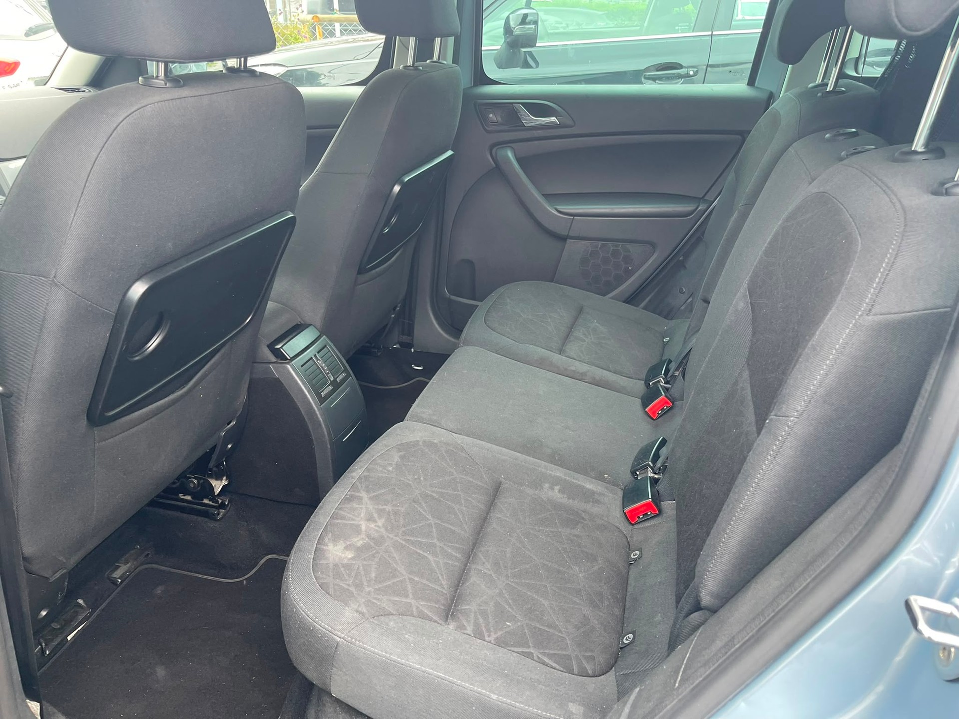 SKODA Yeti 2.0 TDI Family-image-4