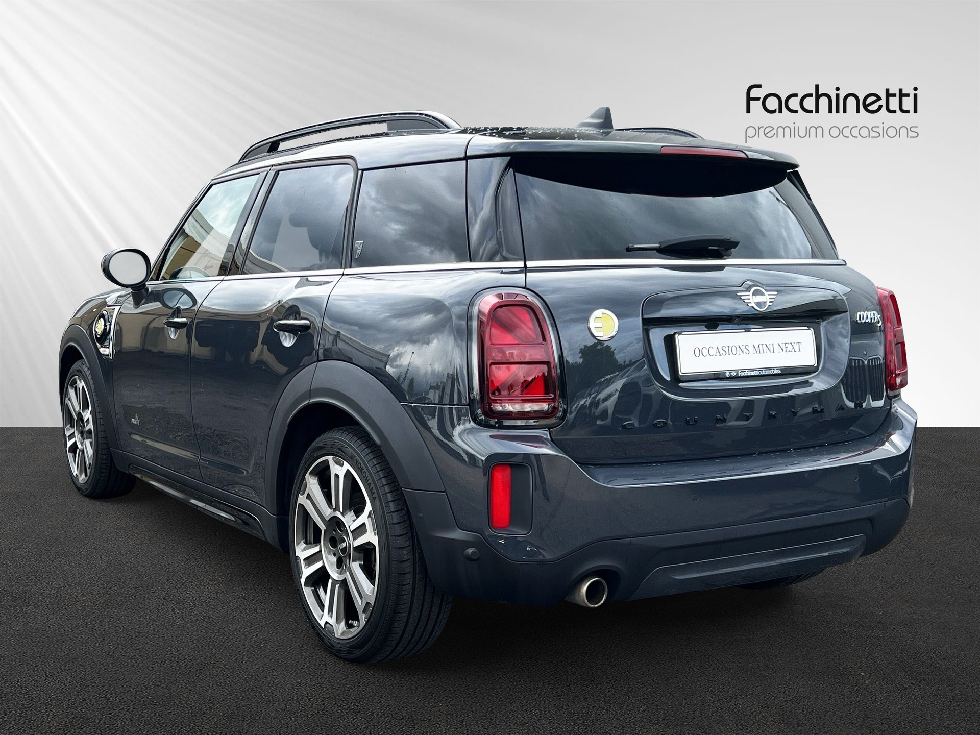 MINI Countryman Cooper SE Trafalgar ALL4 PHEV Steptronic-image-2