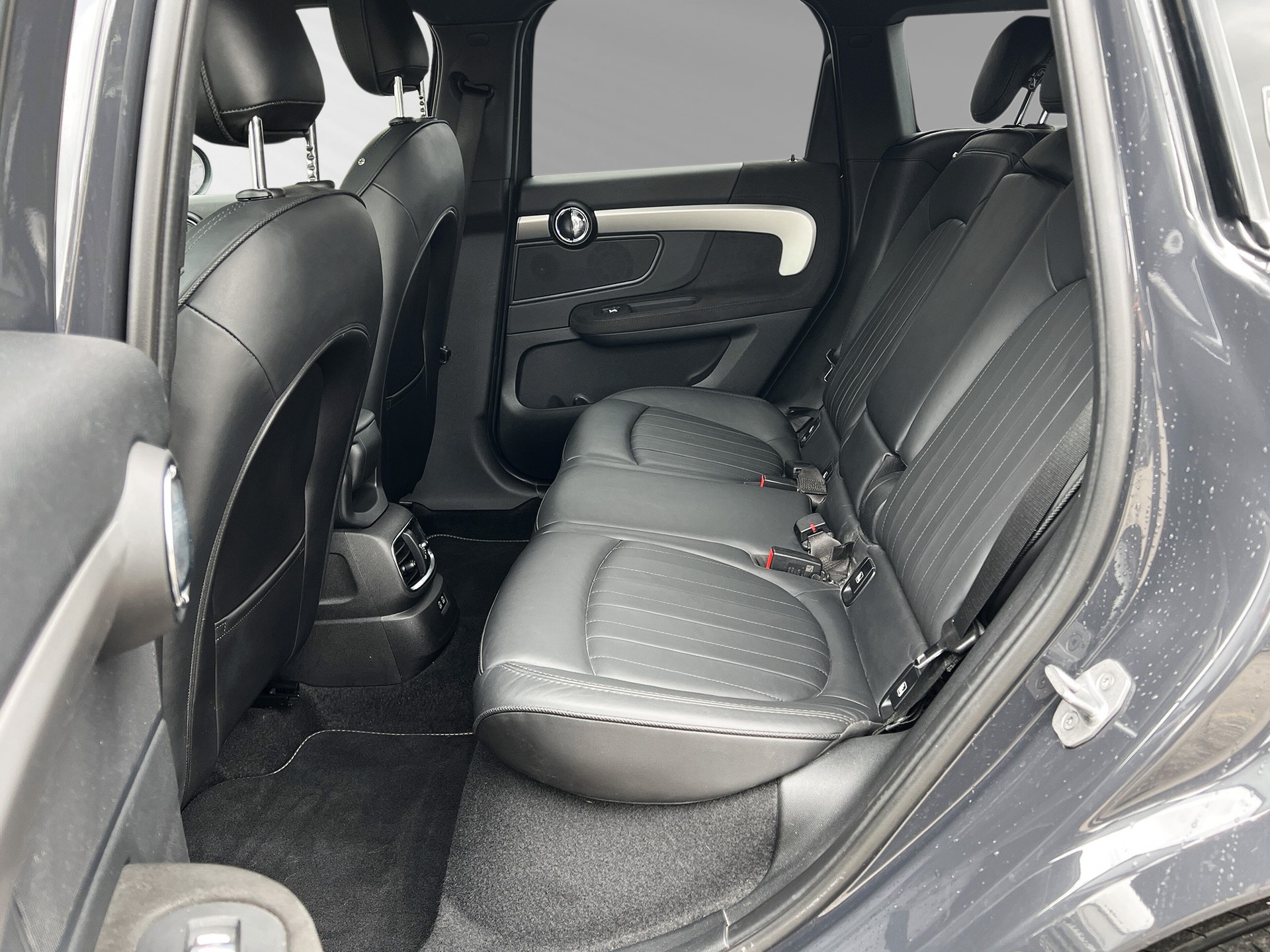 MINI Countryman Cooper SE Trafalgar ALL4 PHEV Steptronic-image-6