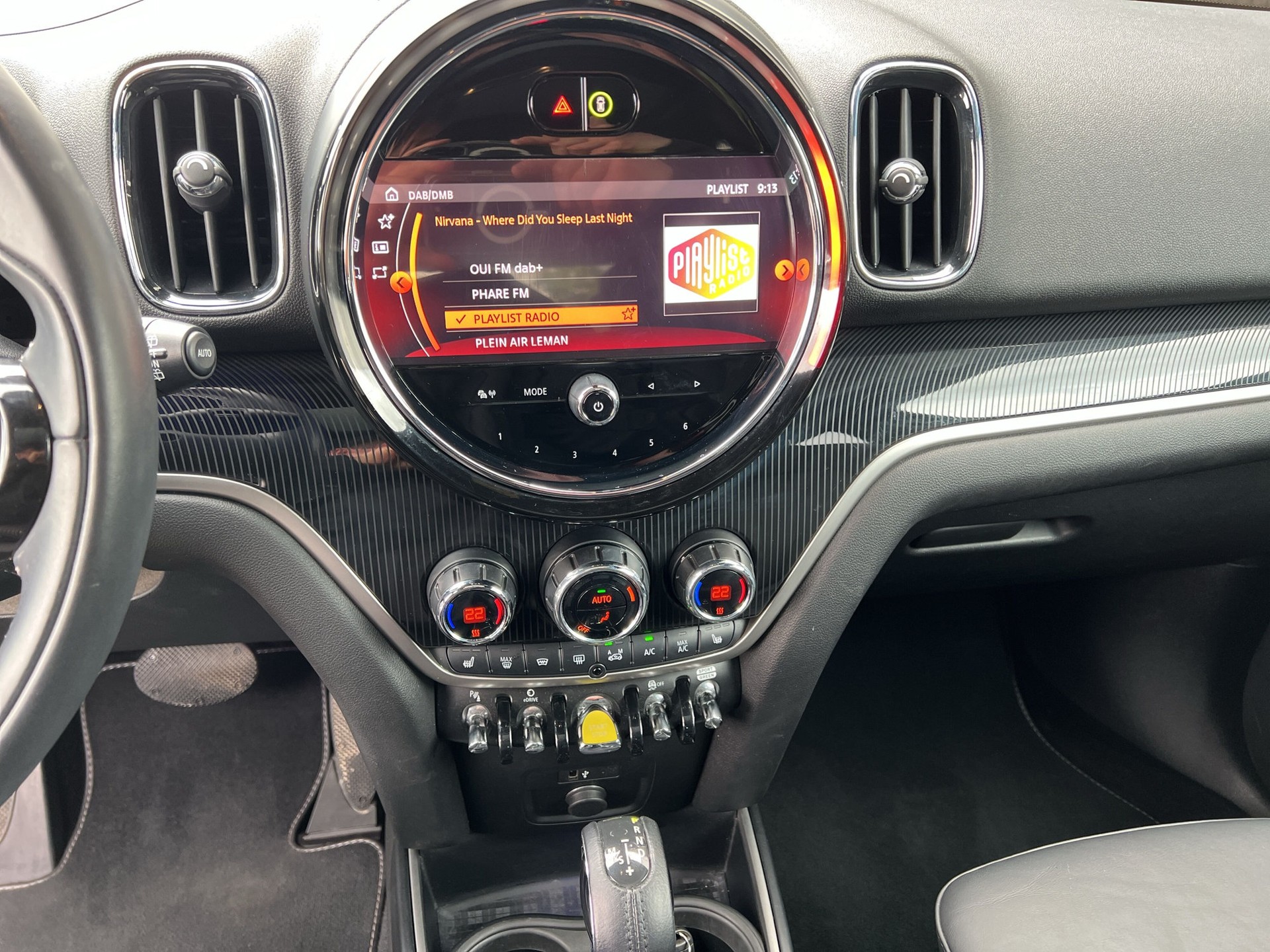 MINI Countryman Cooper SE Trafalgar ALL4 PHEV Steptronic-image-10