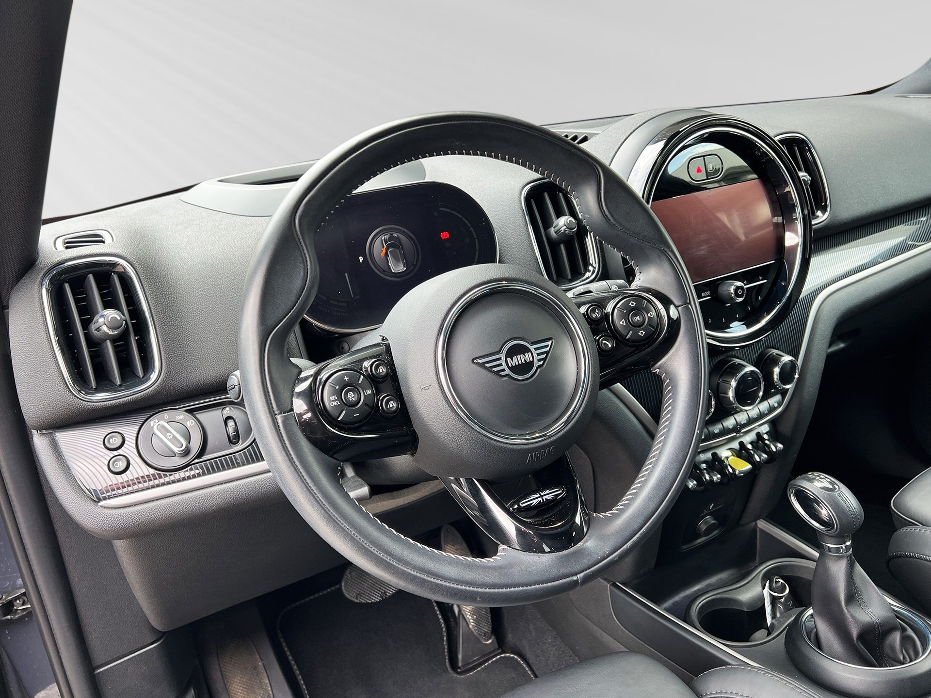 MINI Countryman Cooper SE Trafalgar ALL4 PHEV Steptronic-image-3
