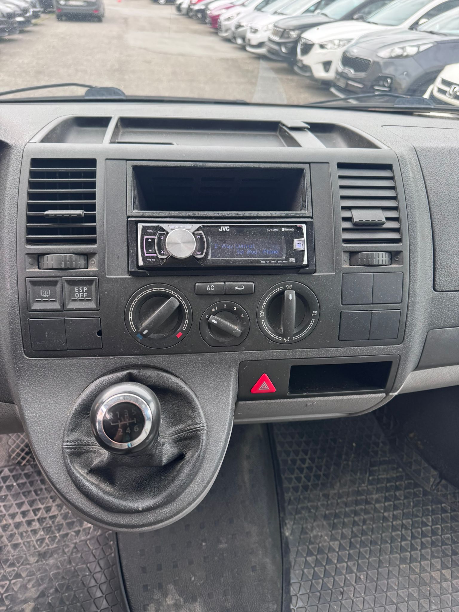 VW T5 2.5 TDI PD 4MOTION-image-11