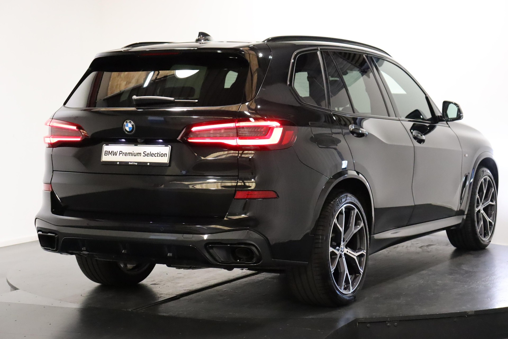 BMW X5 40i xDrive SAG-image-2