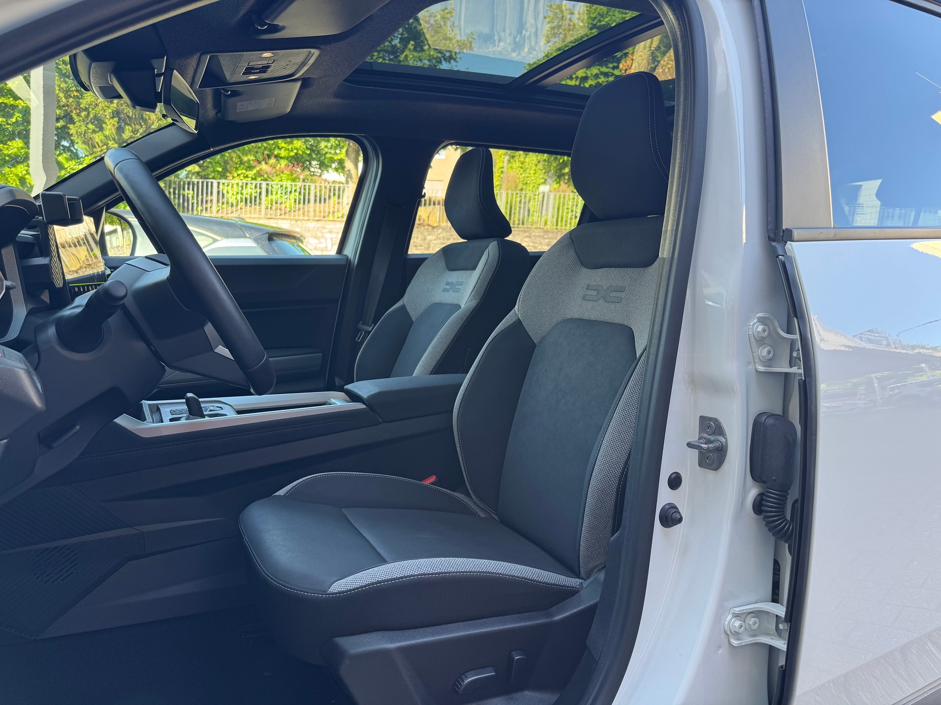 DACIA Bigster HEV 155 Journey-image-13
