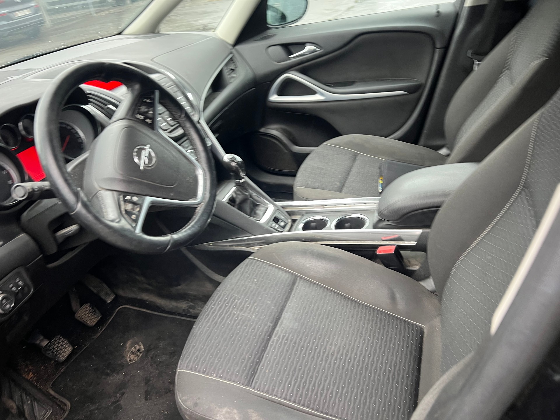 OPEL Zafira Tourer 1.4i 16V Turbo Cosmo Automatic-image-10
