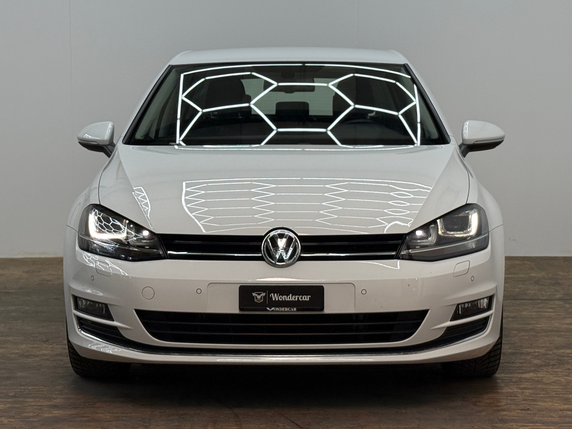 VW Golf 2.0 TDI Highline 4Motion-image-3