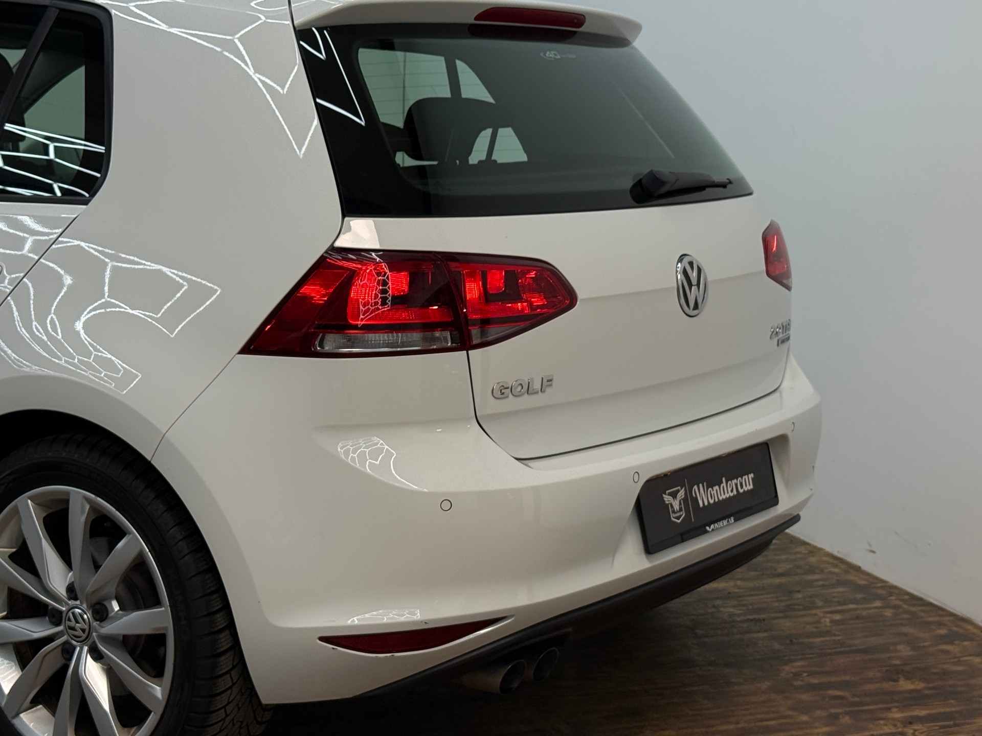 VW Golf 2.0 TDI Highline 4Motion-image-10