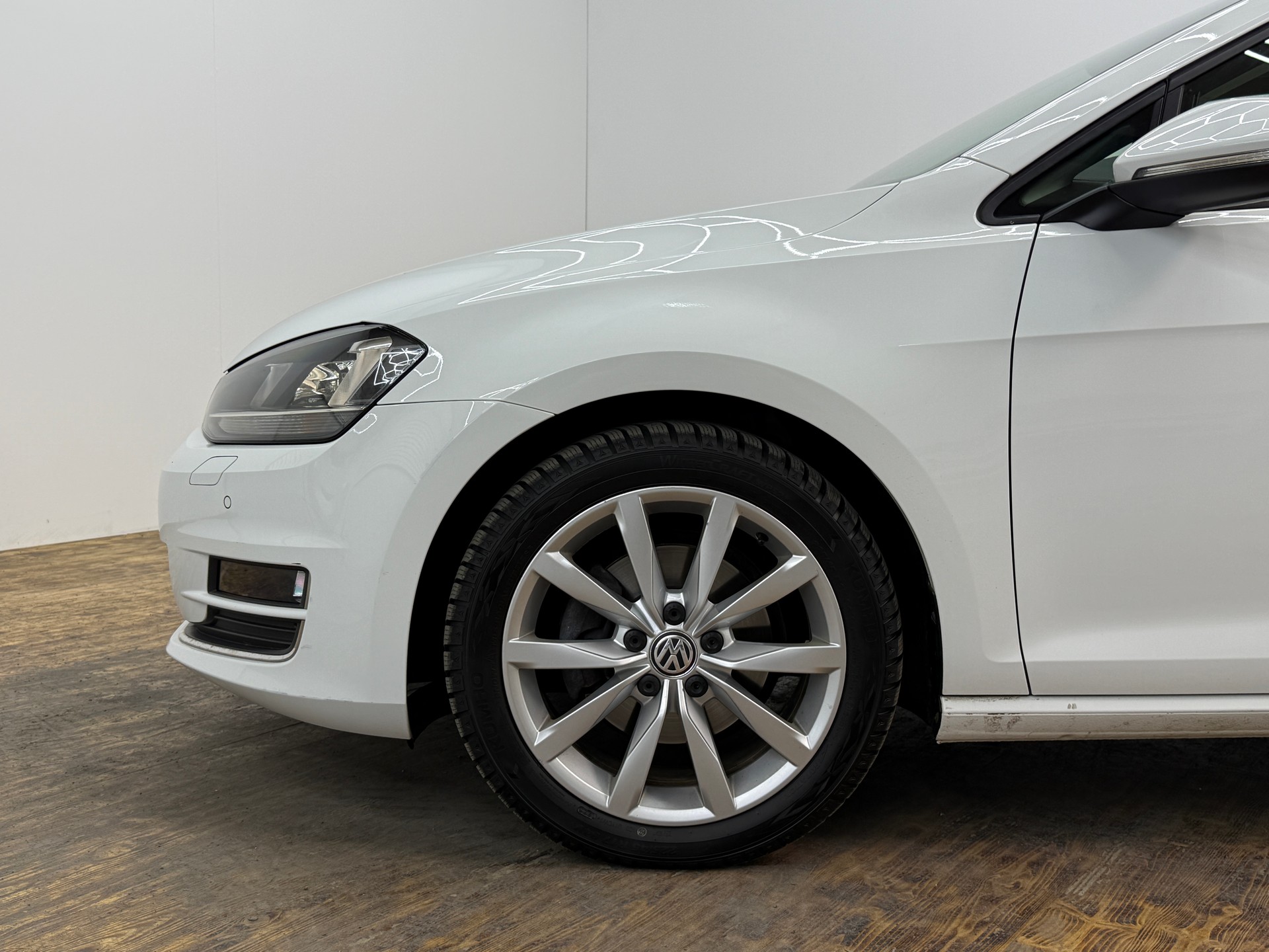 VW Golf 2.0 TDI Highline 4Motion-image-5