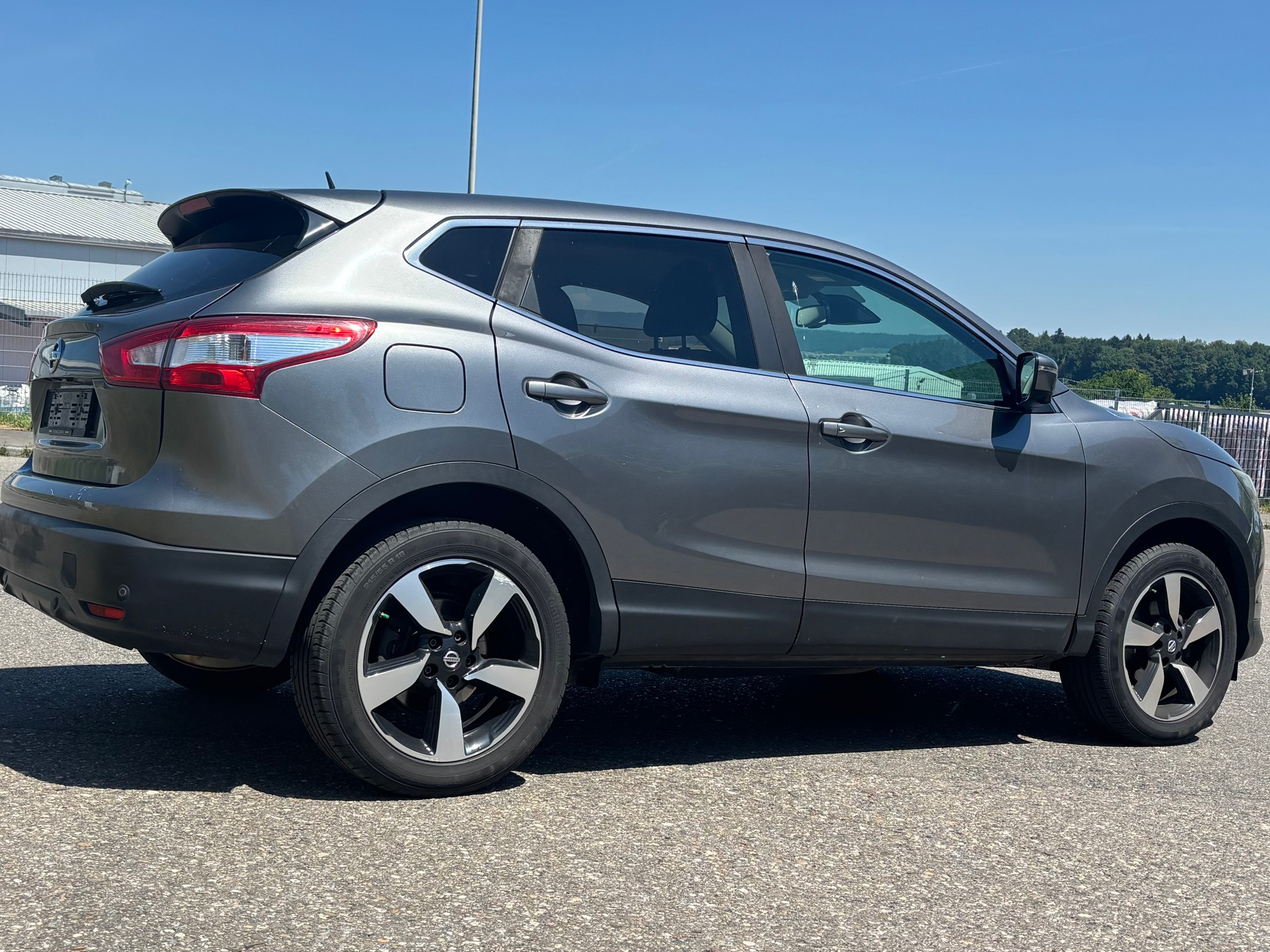 NISSAN Qashqai 1.6 dCi tekna ALL-MODE 4x4-image-3