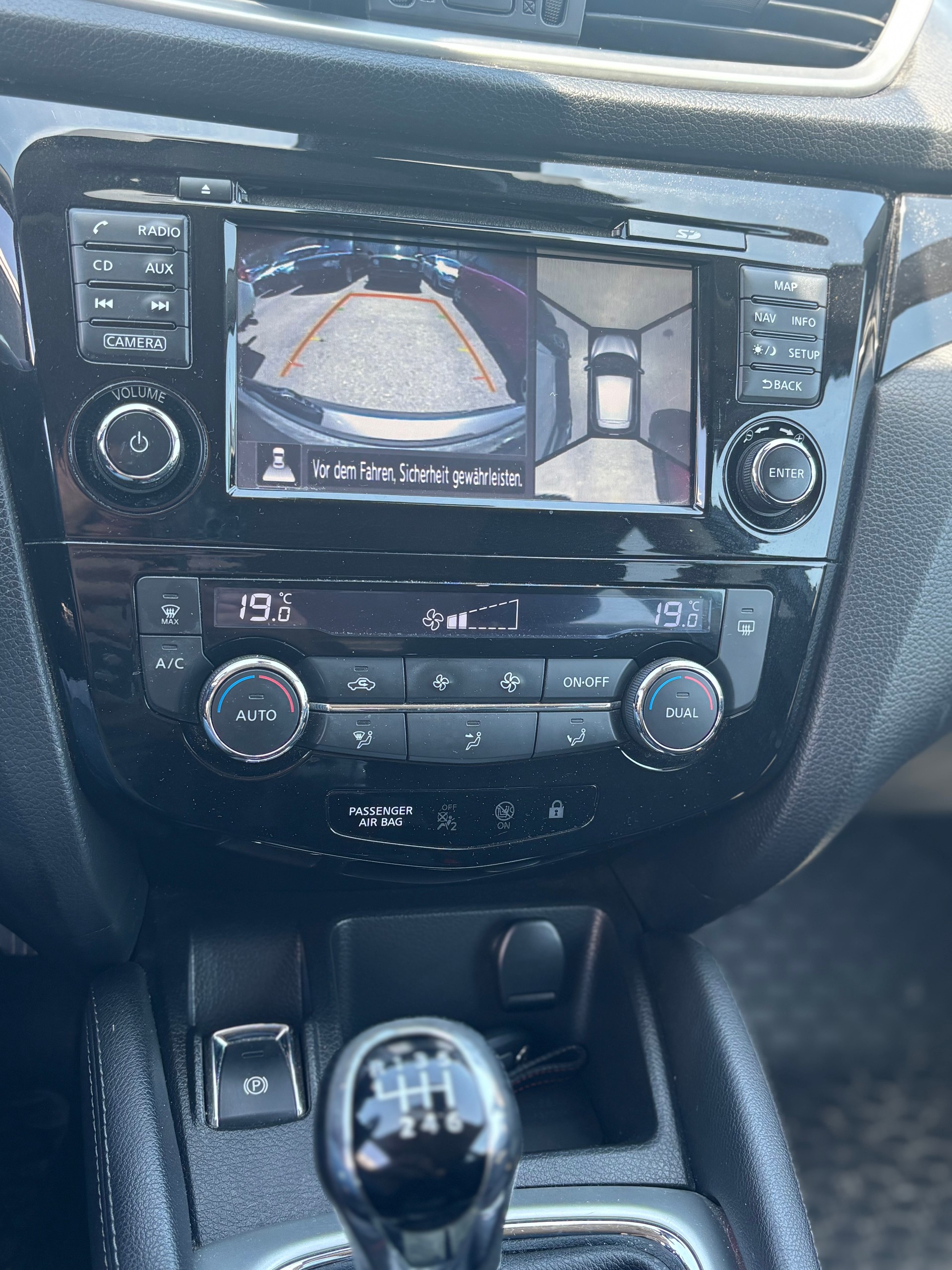 NISSAN Qashqai 1.6 dCi tekna ALL-MODE 4x4-image-6