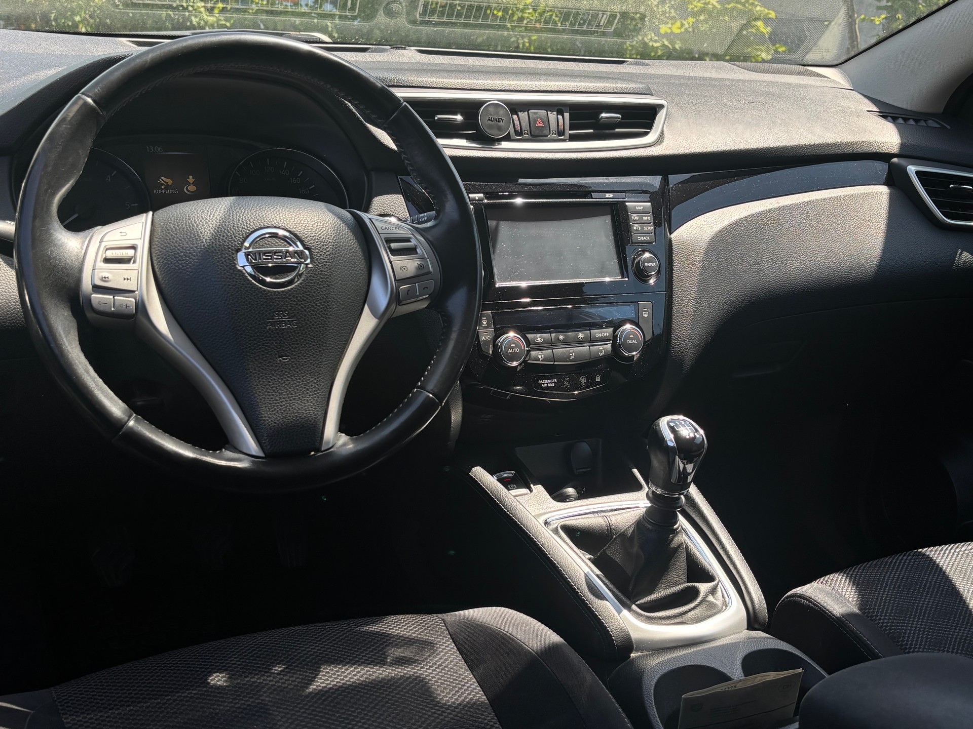 NISSAN Qashqai 1.6 dCi tekna ALL-MODE 4x4-image-5