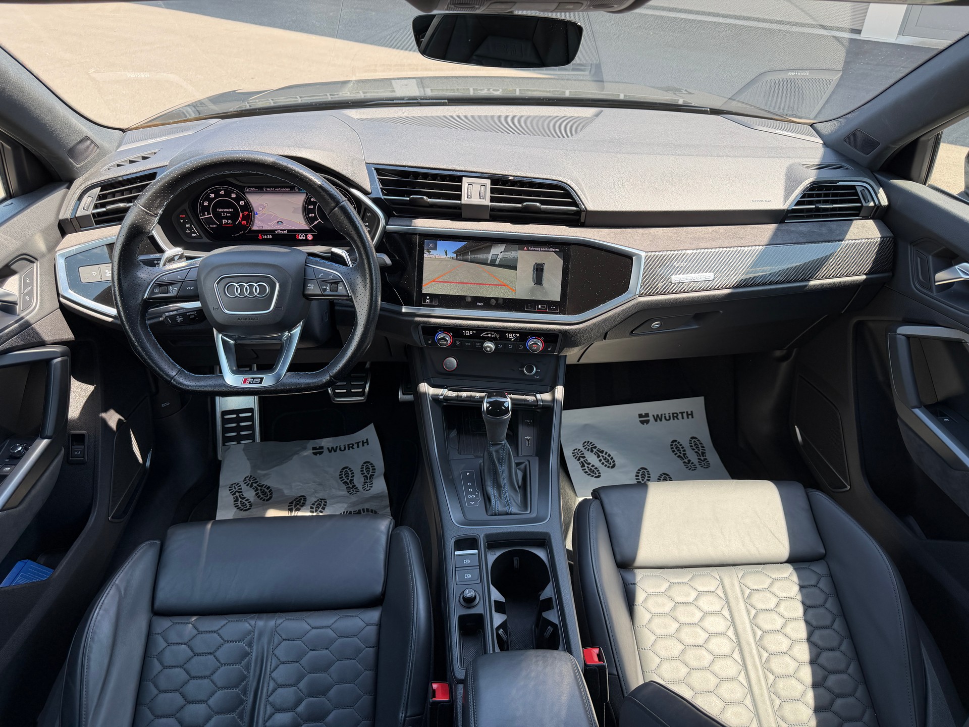 AUDI RS Q3 Sportback quattro S tronic-image-5