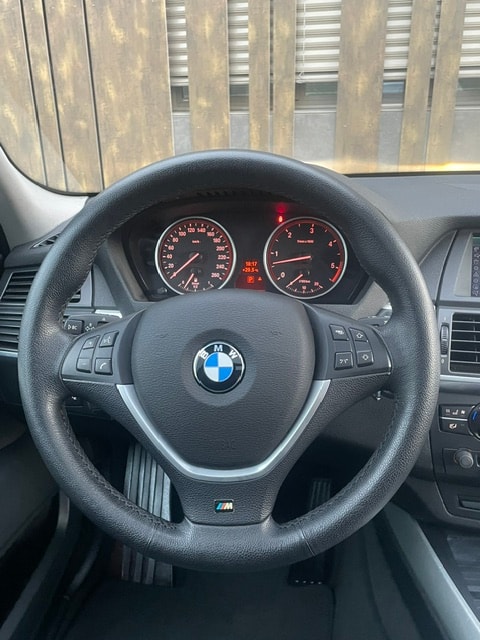 BMW X5 4.0d x Drive Sport-Paket 7 Plätzer-image-18