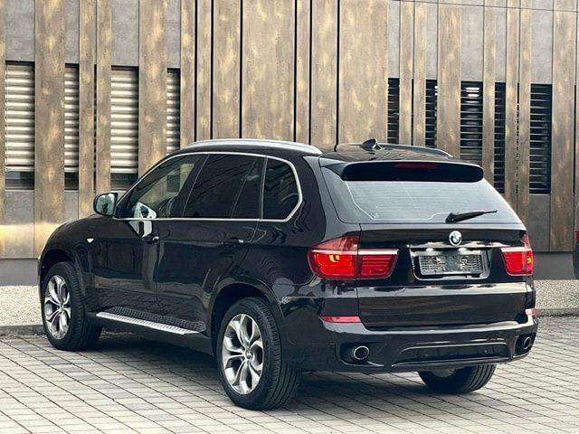 BMW X5 4.0d x Drive Sport-Paket 7 Plätzer-image-11
