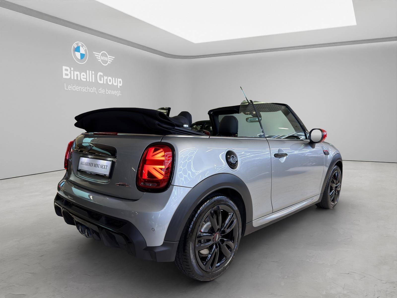 MINI Cabrio John Cooper Works Premium-image-4