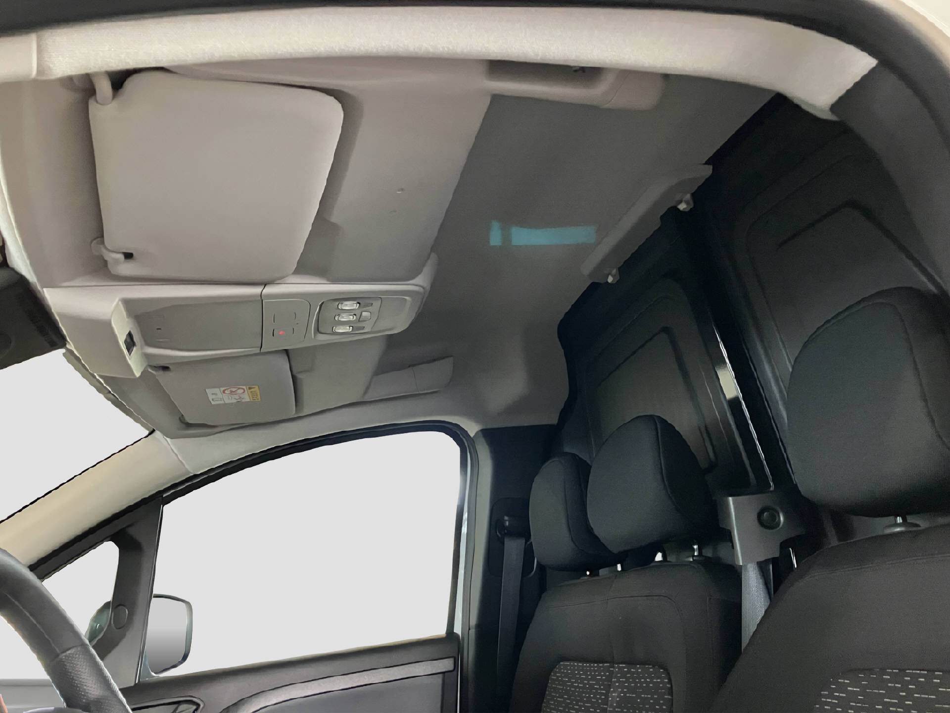 MERCEDES-BENZ eCitan Standard 2716mm S Worker-image-11
