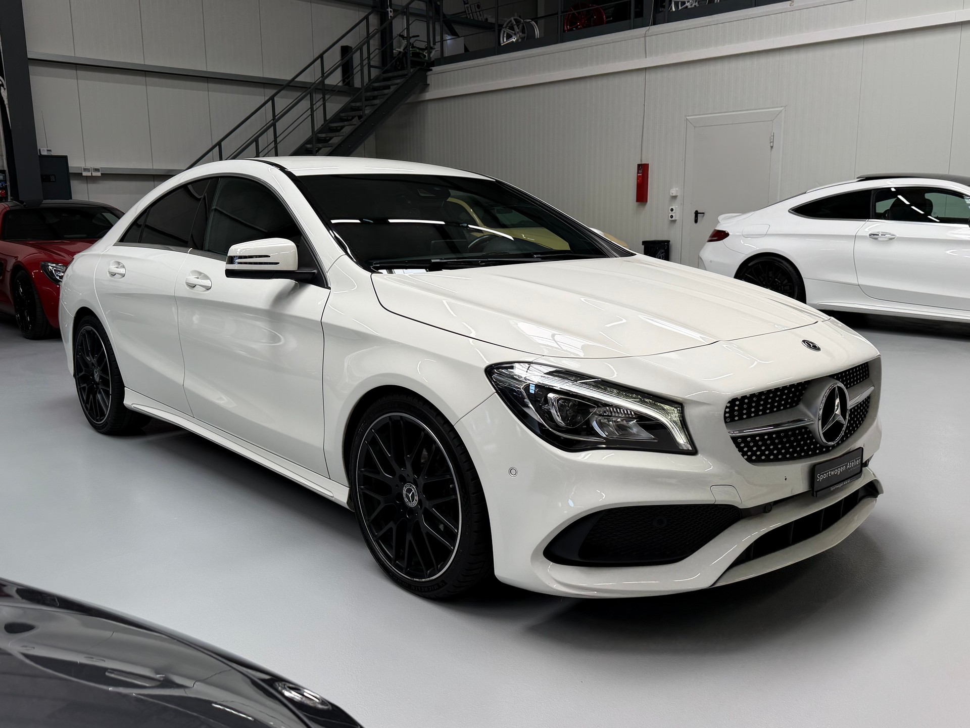 MERCEDES-BENZ CLA 180 AMG Line 7G-DCT-image-9