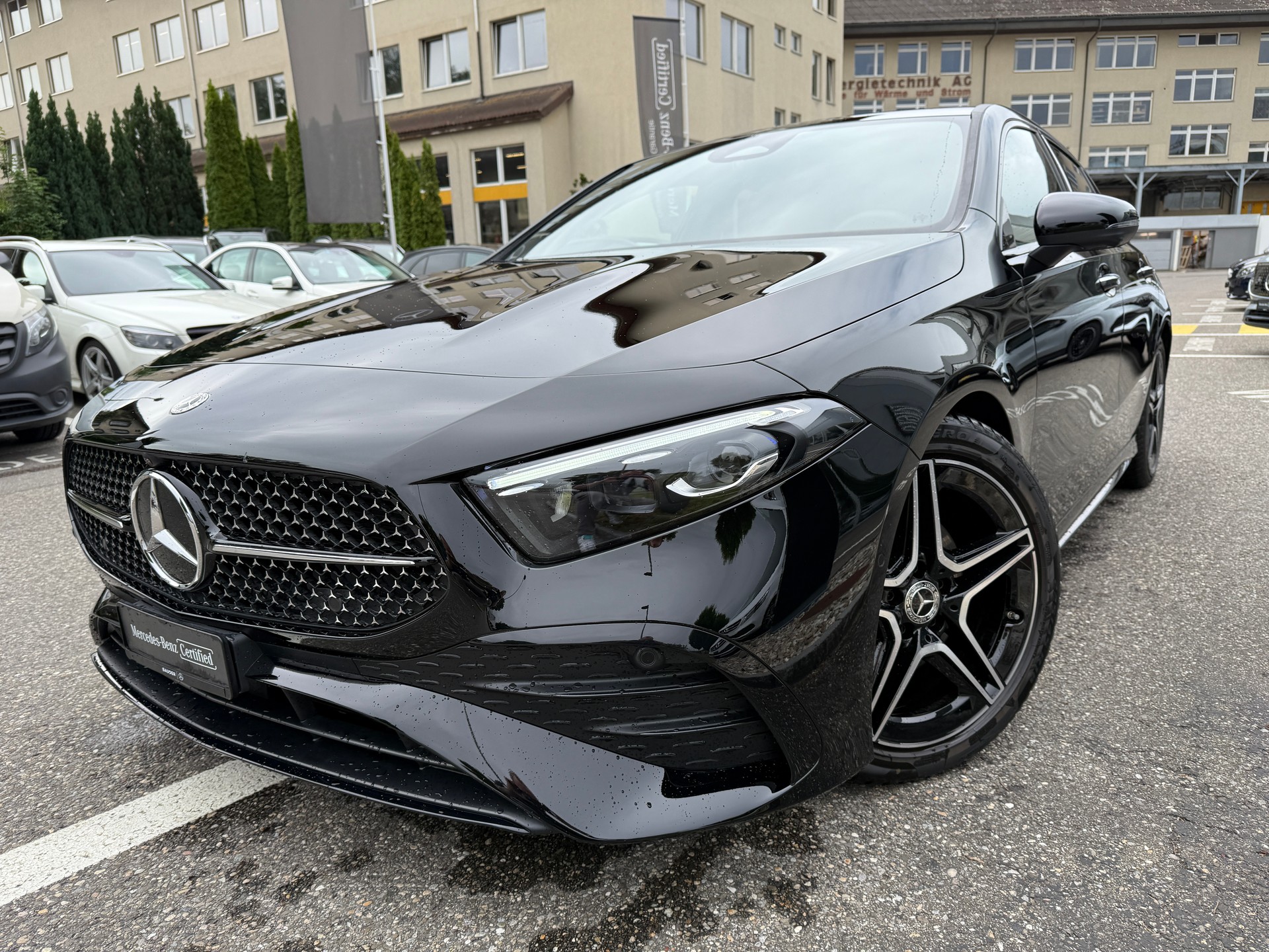 MERCEDES-BENZ A 200 AMG Line-image-10