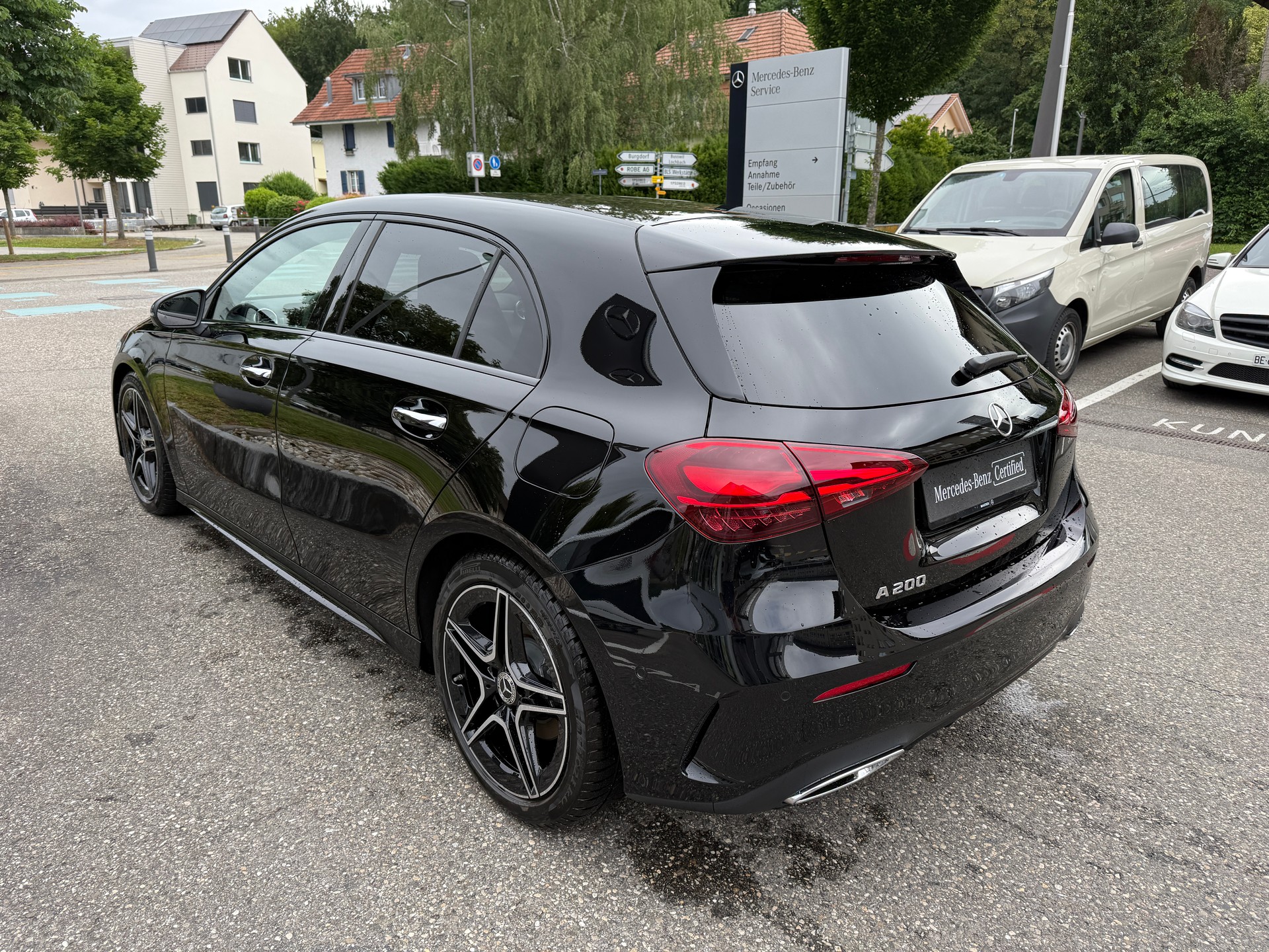 MERCEDES-BENZ A 200 AMG Line-image-6