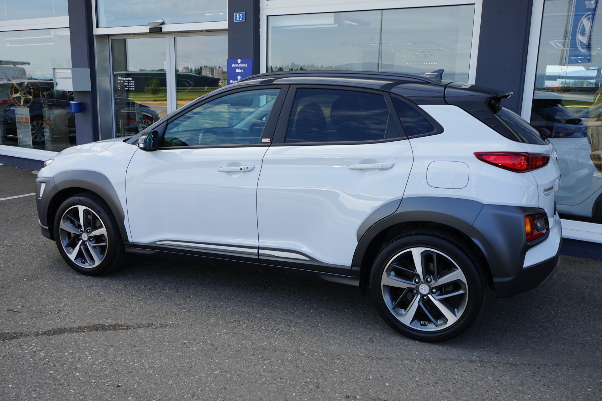 HYUNDAI Kona 1.6 T-GDi Vertex 4WD DCT-image-4