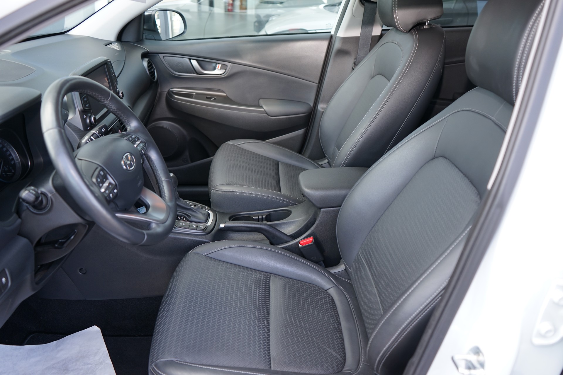 HYUNDAI Kona 1.6 T-GDi Vertex 4WD DCT-image-12