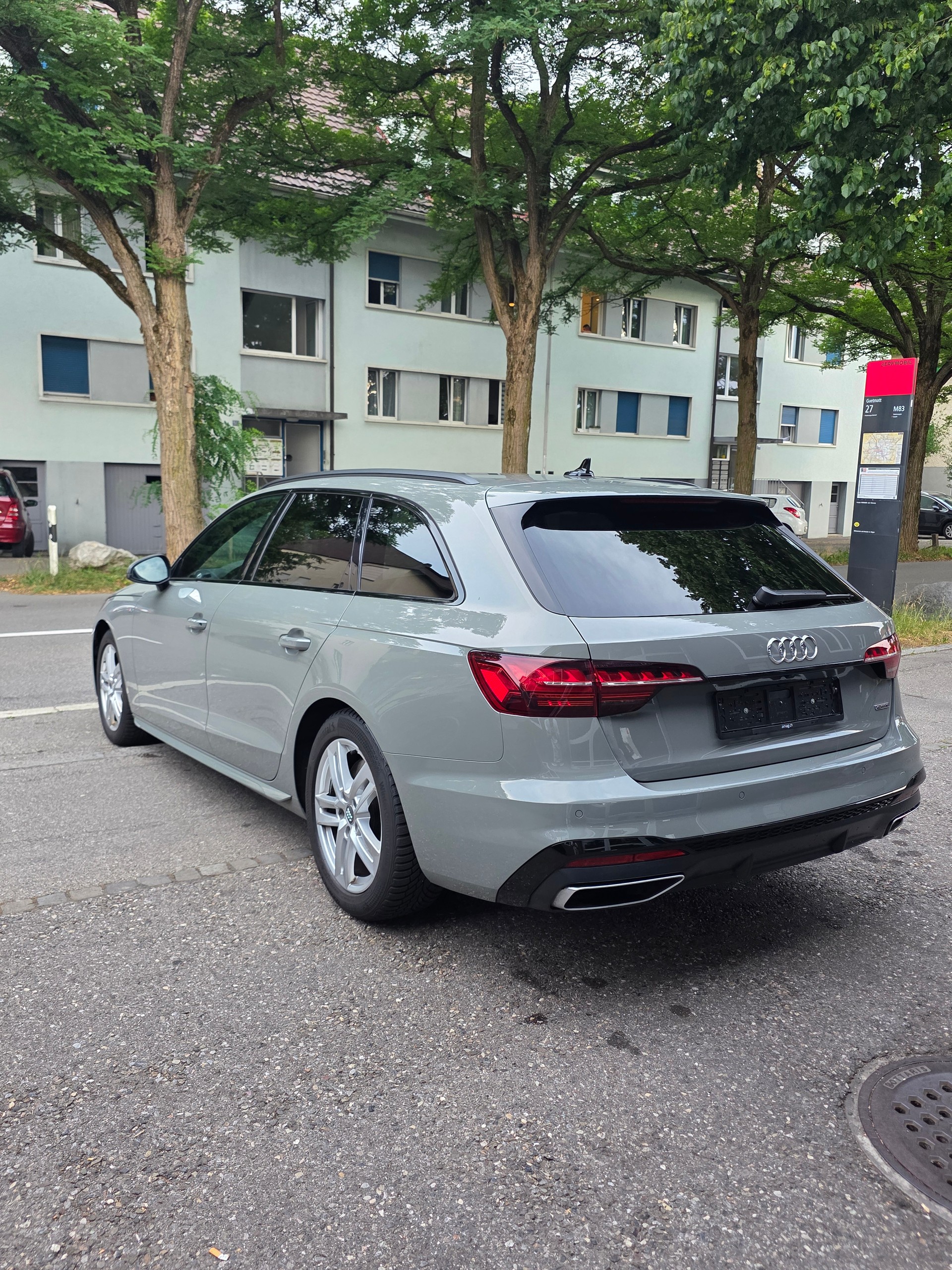 AUDI A4 Avant 50 TDI S line quattro tiptronic *S line Competition *Standheizung *ACC *V6 Diesel *Top Zustand-image-4