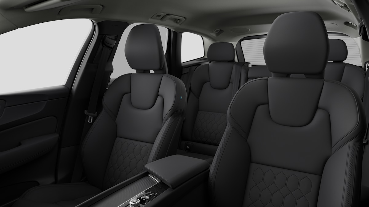VOLVO XC60 2.0 T6 TE Core eAWD-image-11