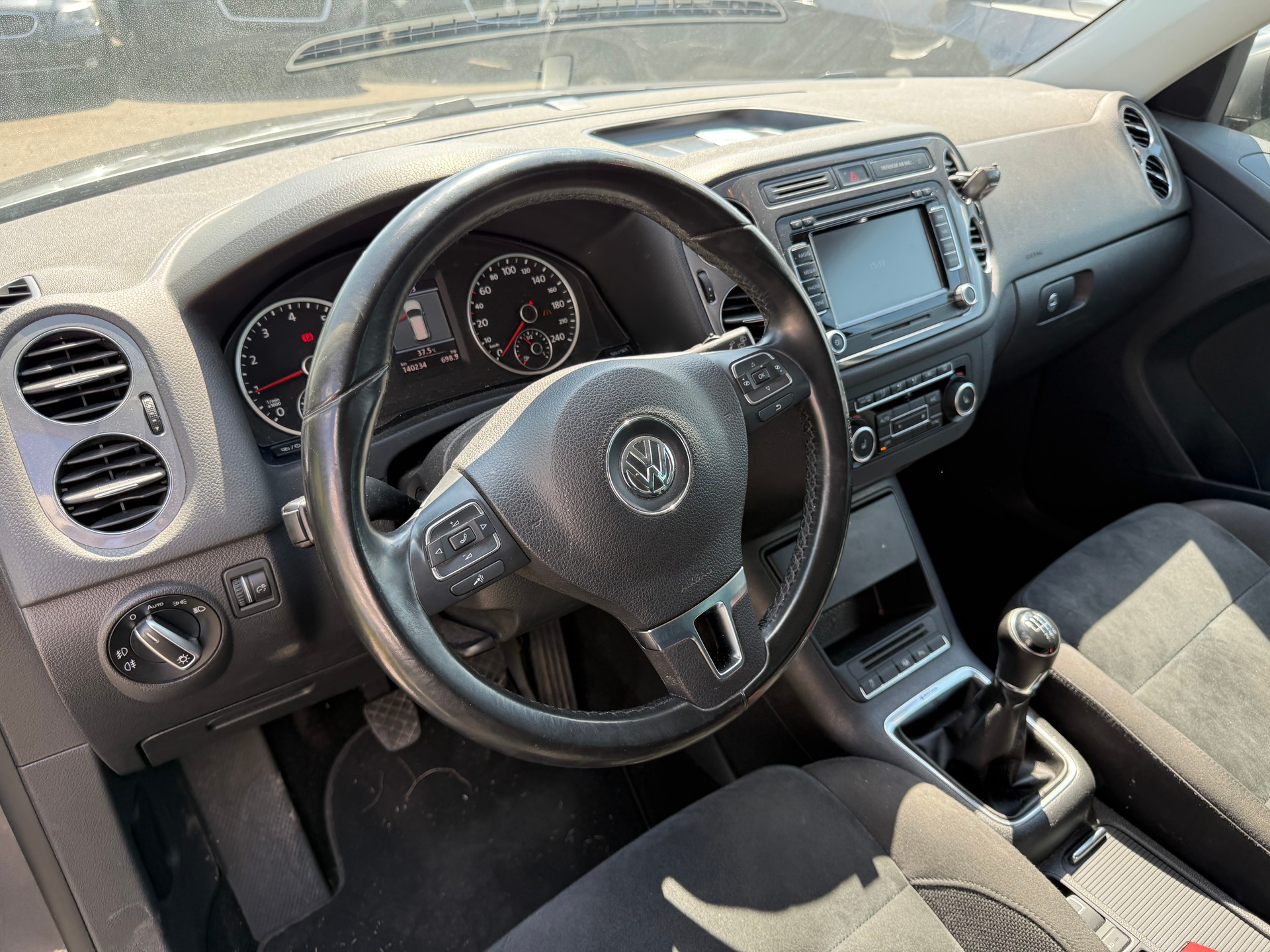 VW Tiguan 1.4 TSI Sport&Style 4Motion-image-8