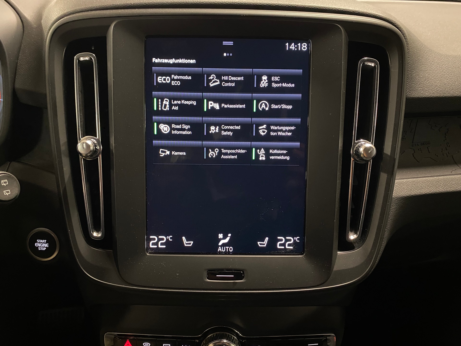 VOLVO XC40 1.5 T2 XCITE-image-12