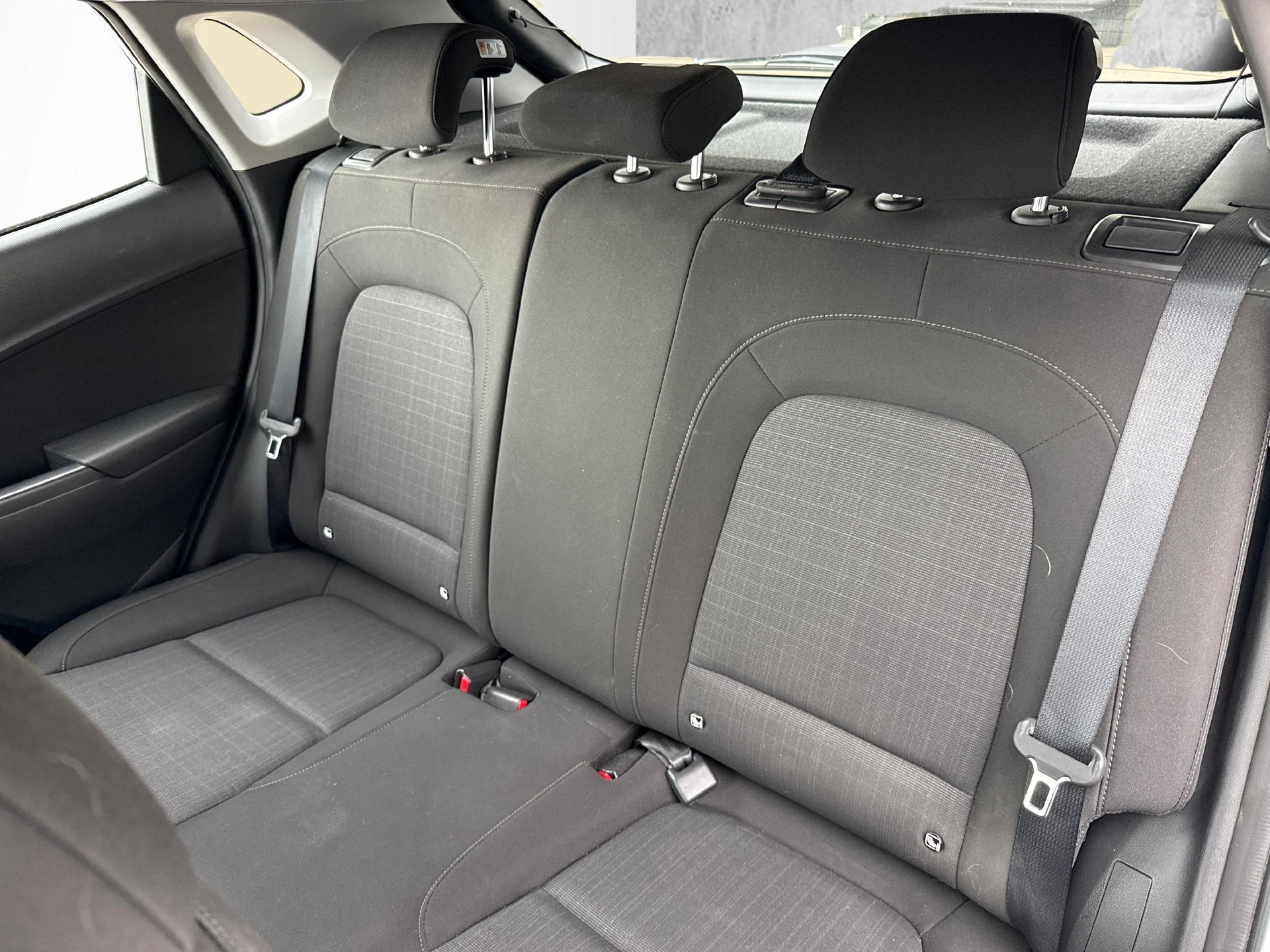 HYUNDAI Kona 1.6 T-GDi Amplia 4WD-image-10