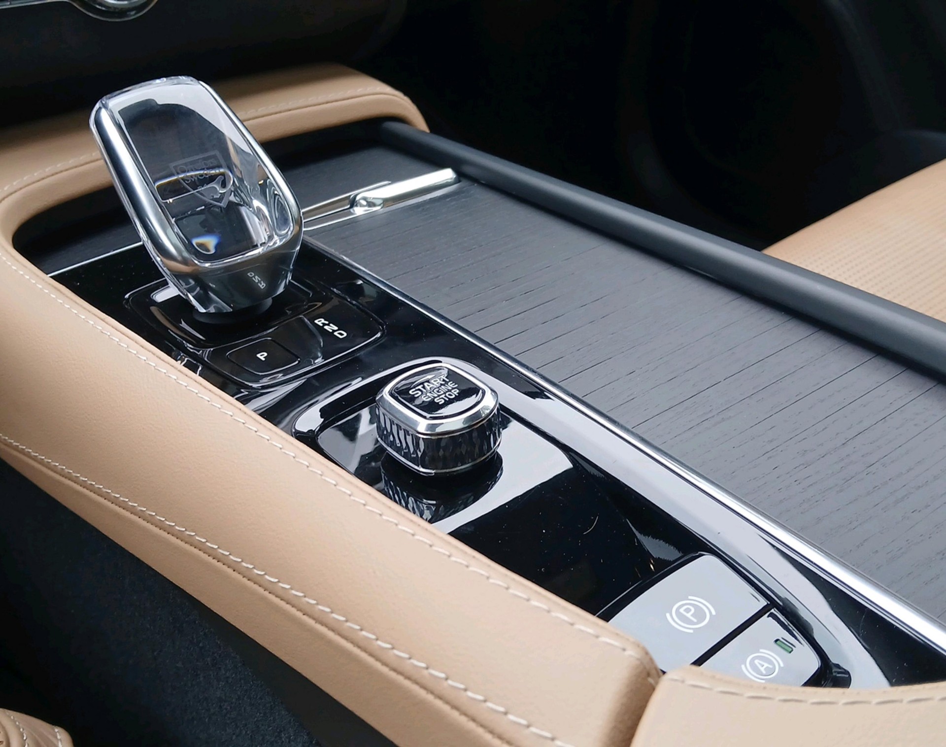 VOLVO XC90 2.0 T8 TE Inscription 7P.-image-21