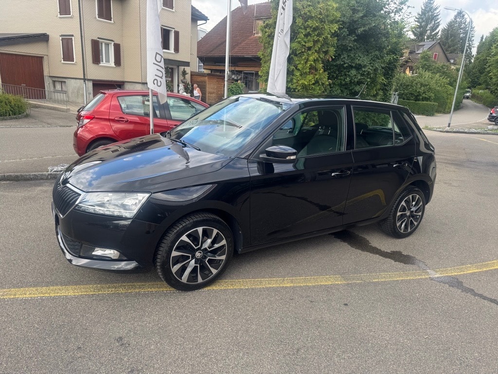 SKODA Fabia 1.0 TSI Style-image-1