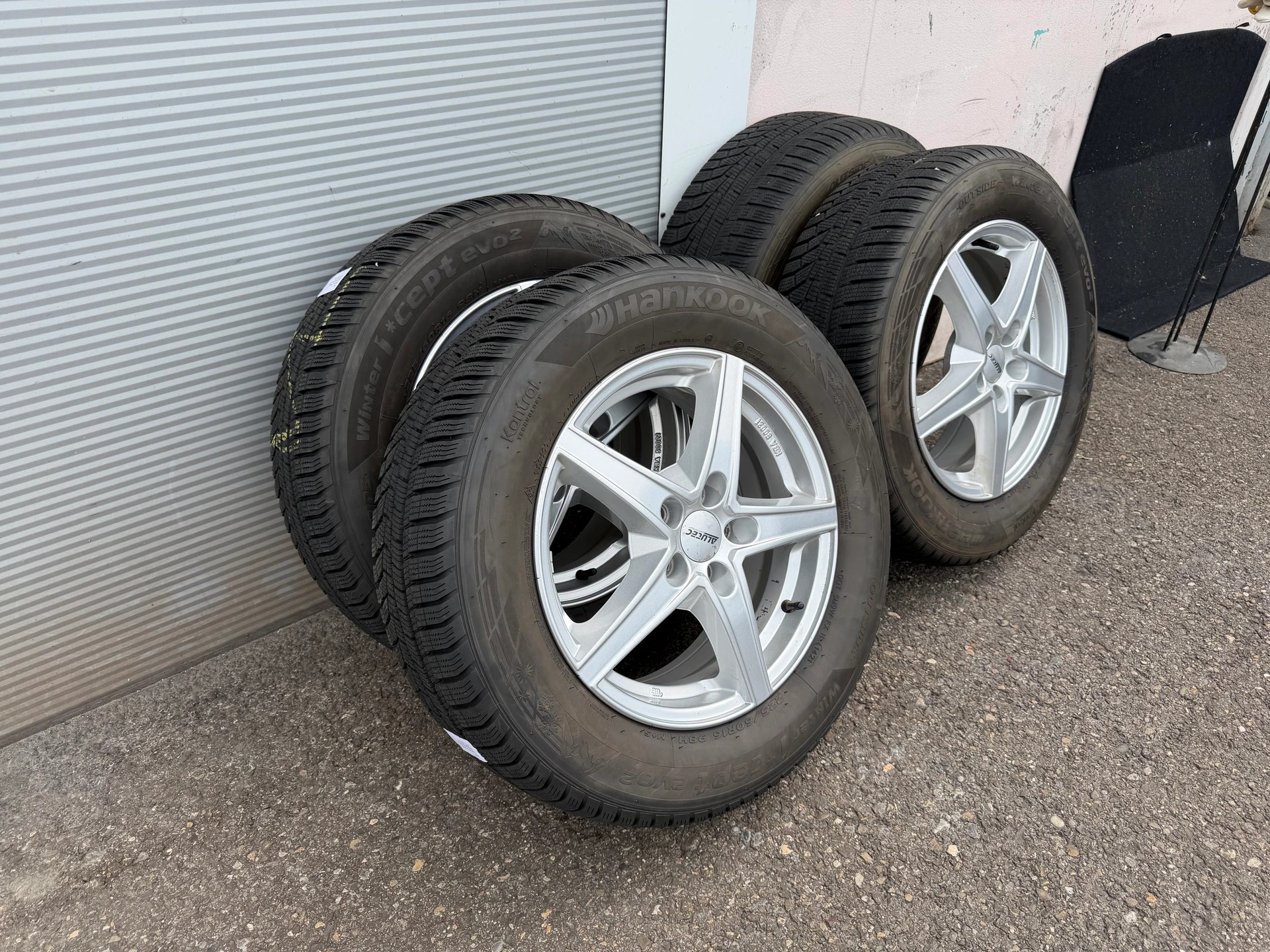 SUBARU XV 1.6 Swiss Two-image-7