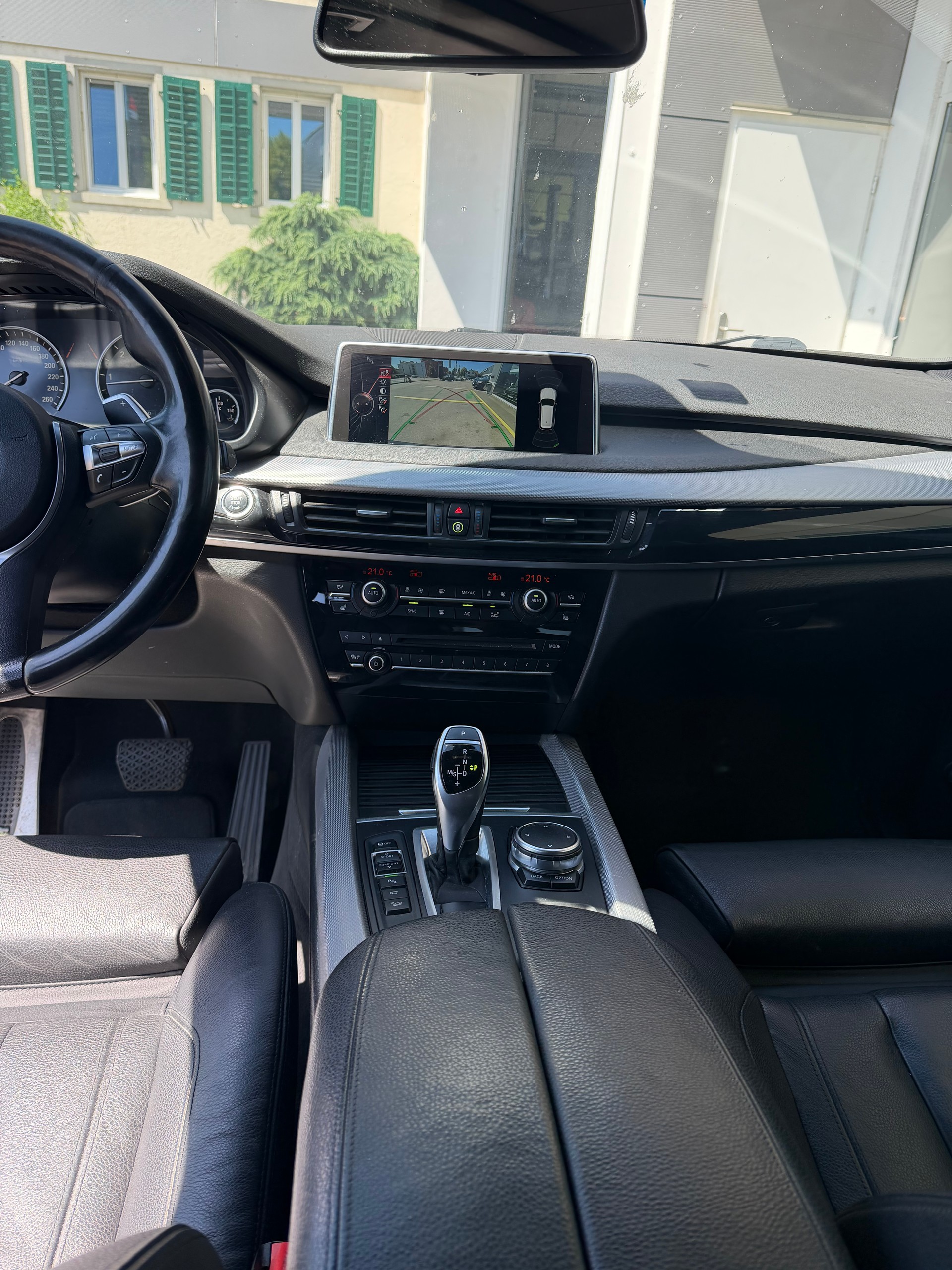 BMW X5 xDrive 40d Steptronic-image-11