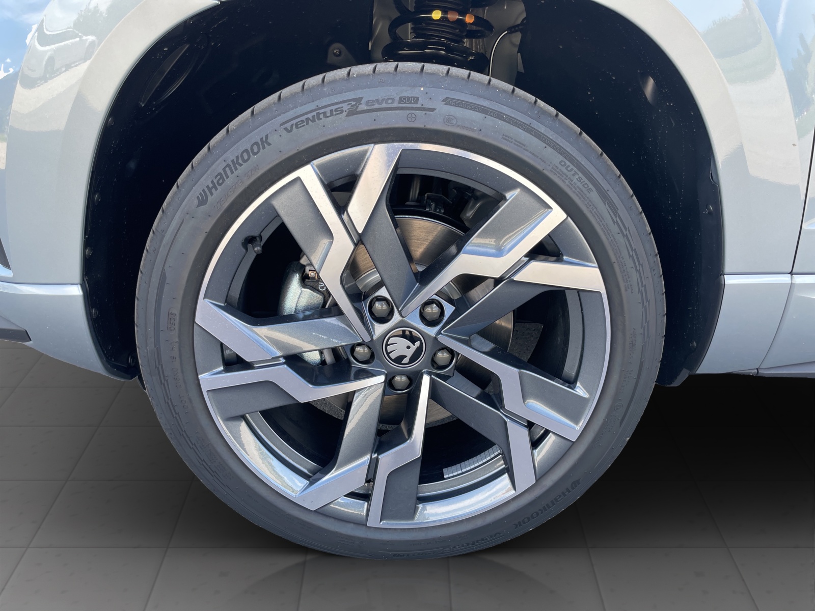 SKODA Karoq 2.0 TSI SportLine 4x4 DSG-image-18