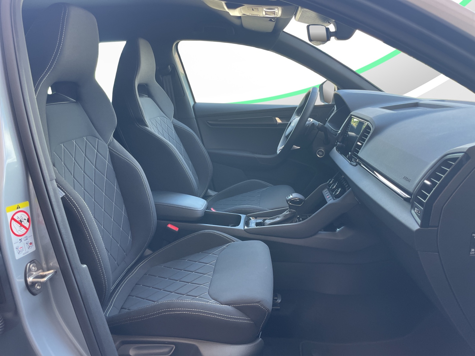 SKODA Karoq 2.0 TSI SportLine 4x4 DSG-image-12